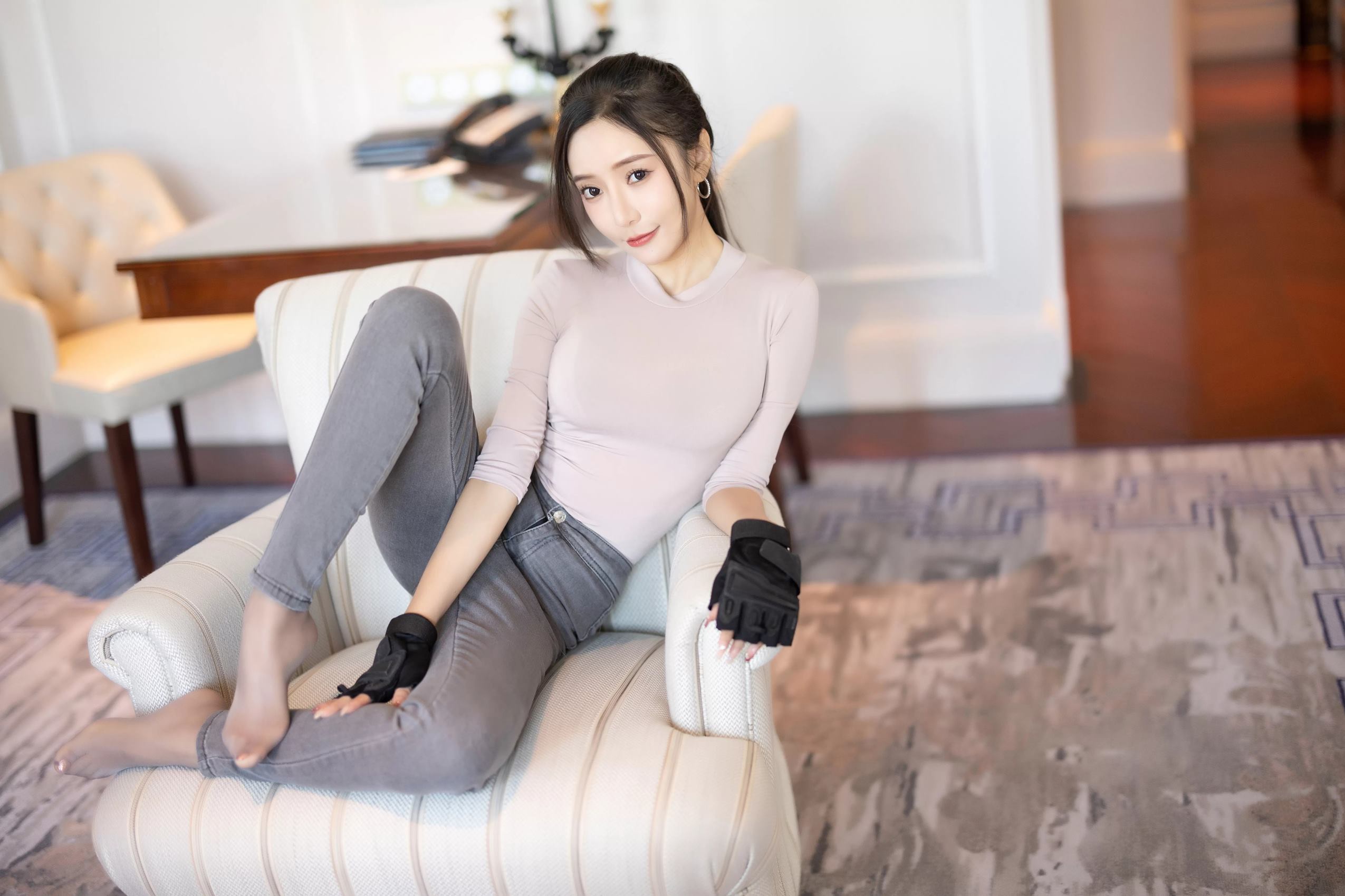 图片[34]-秀人内购@王馨瑶Yanni – 钓鱼灰色紧身牛仔裤 [45P] – 速更版-美库