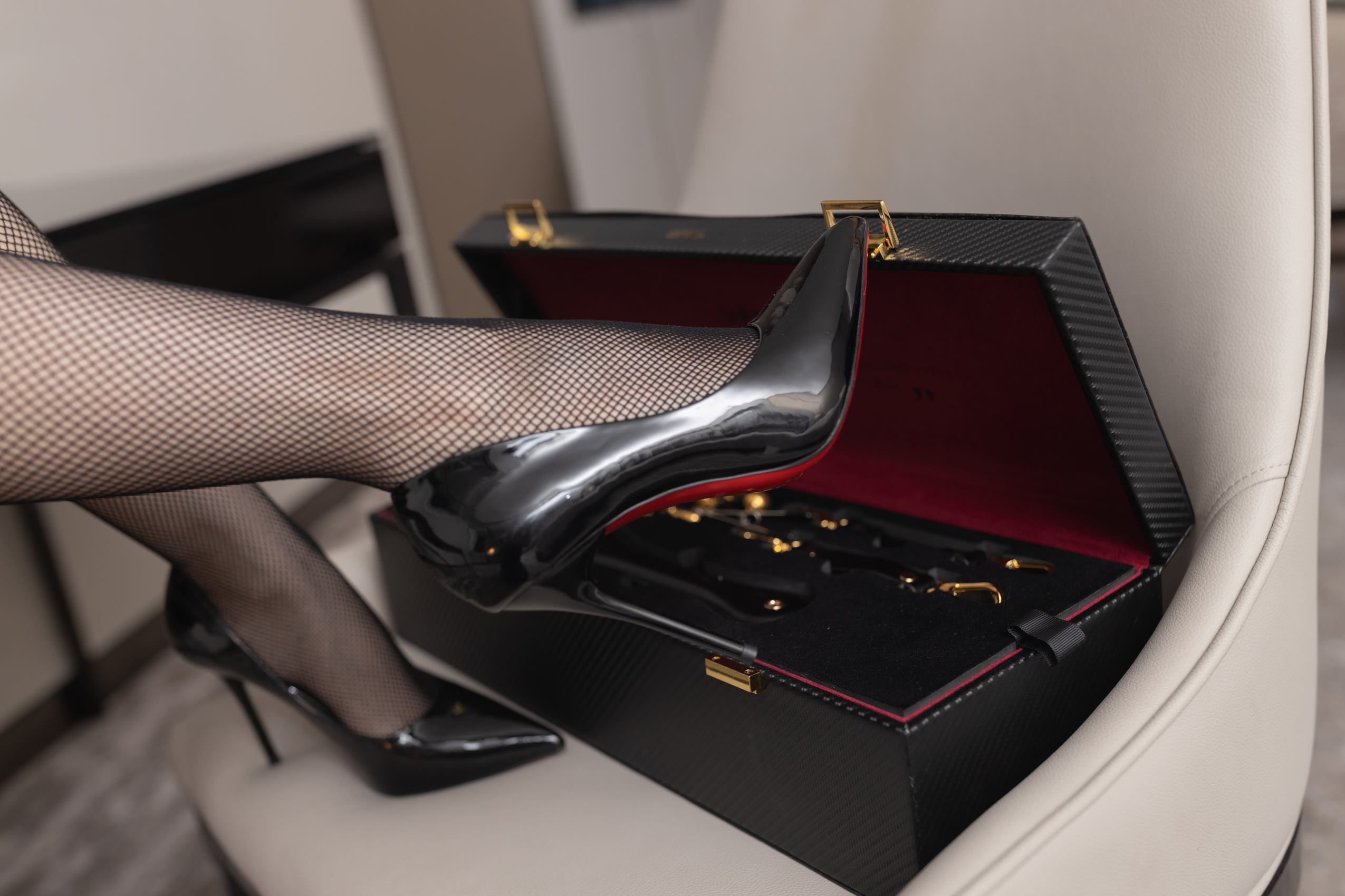 图片[11]-秀人名模鱼子酱Fish《黑护士》[43P] – 速更版-美库