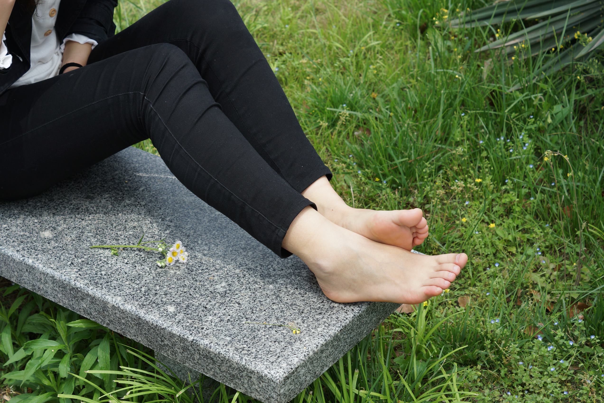 图片[12]-自由摄影 No.087 39码裸足 [90P] – 速更版-美库