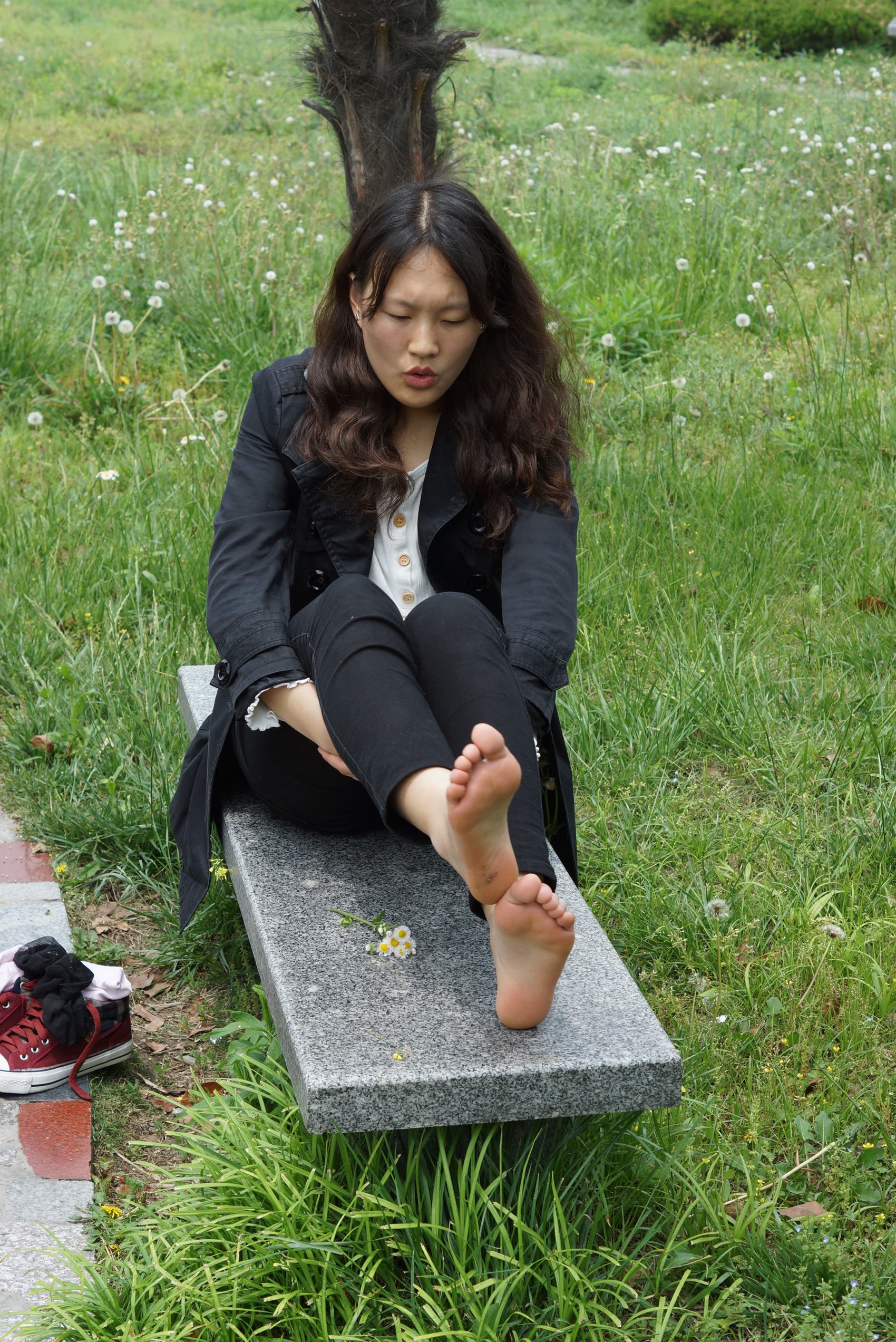 图片[13]-自由摄影 No.087 39码裸足 [90P] – 速更版-美库