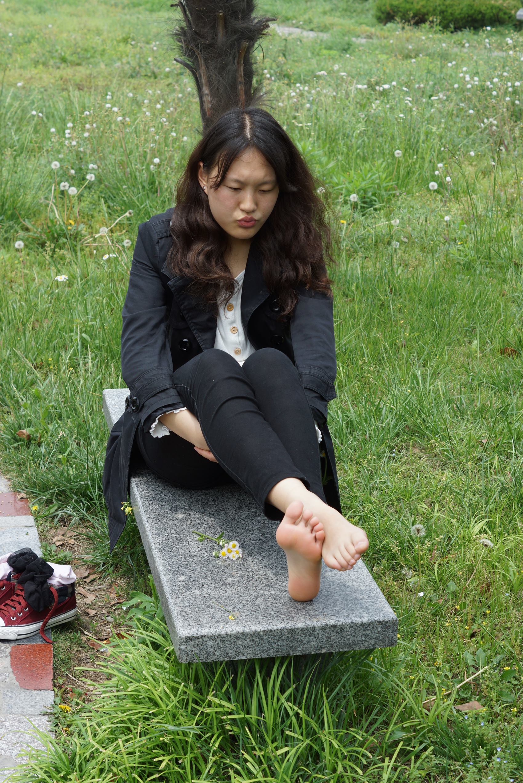 图片[14]-自由摄影 No.087 39码裸足 [90P] – 速更版-美库