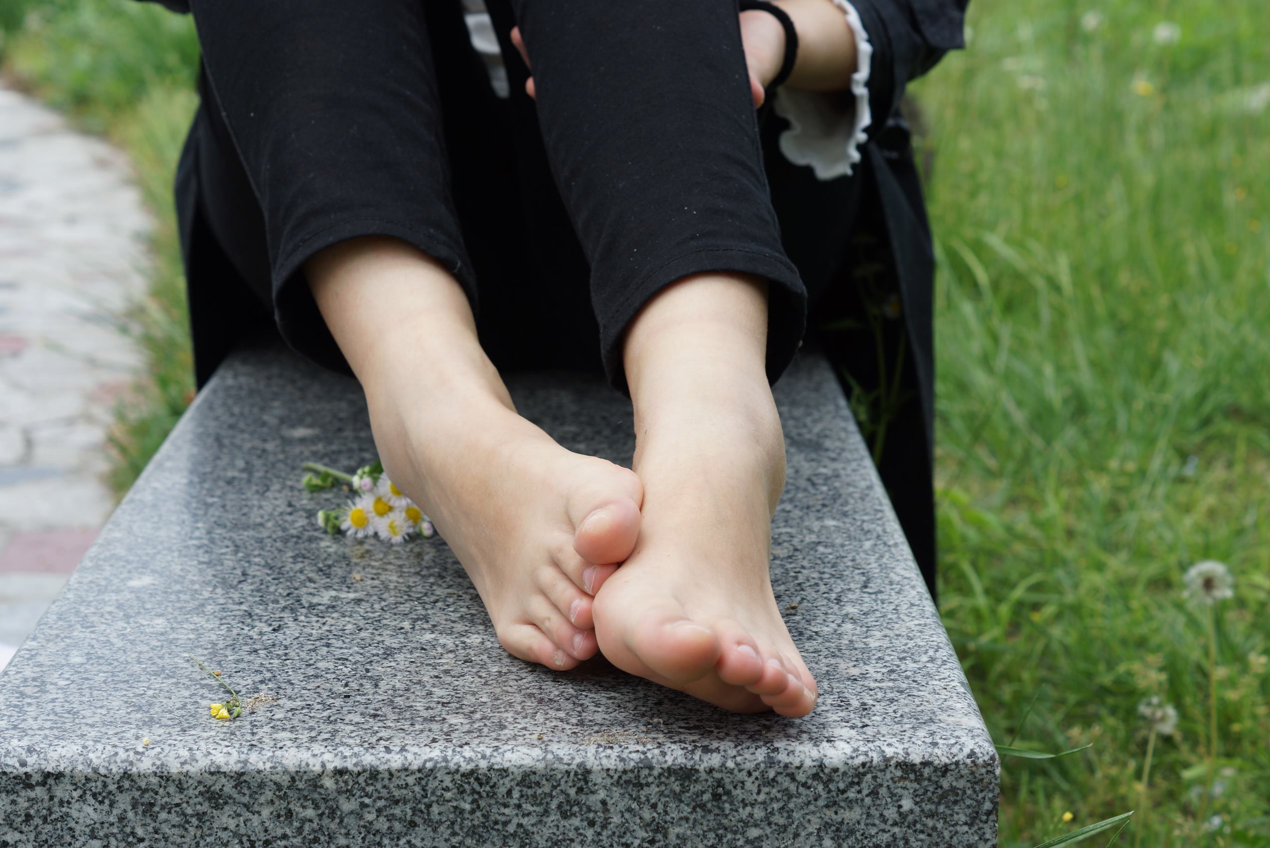 图片[20]-自由摄影 No.087 39码裸足 [90P] – 速更版-美库