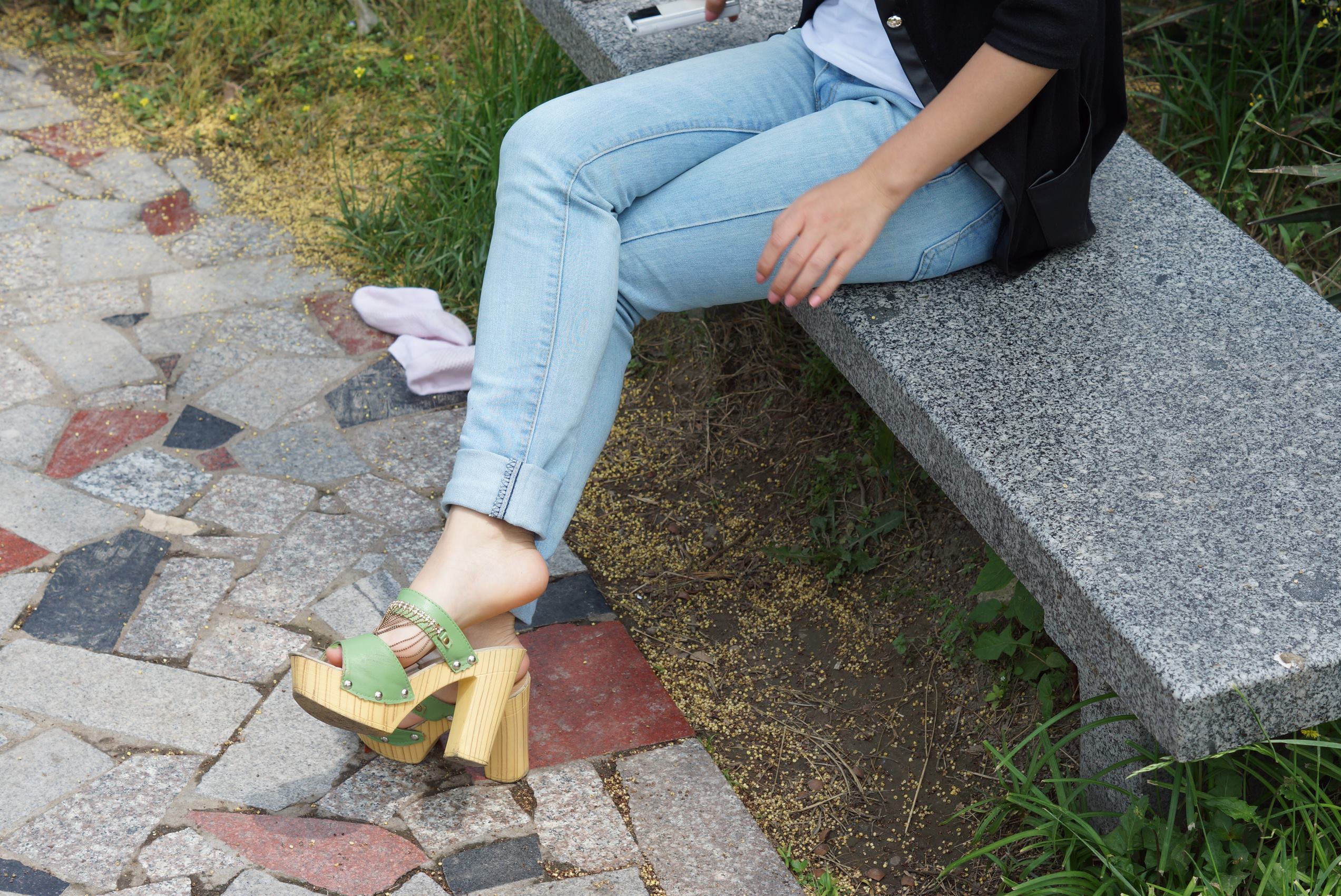 图片[38]-自由摄影 No.089 石凳上按摩玉足 [55P] – 速更版-美库