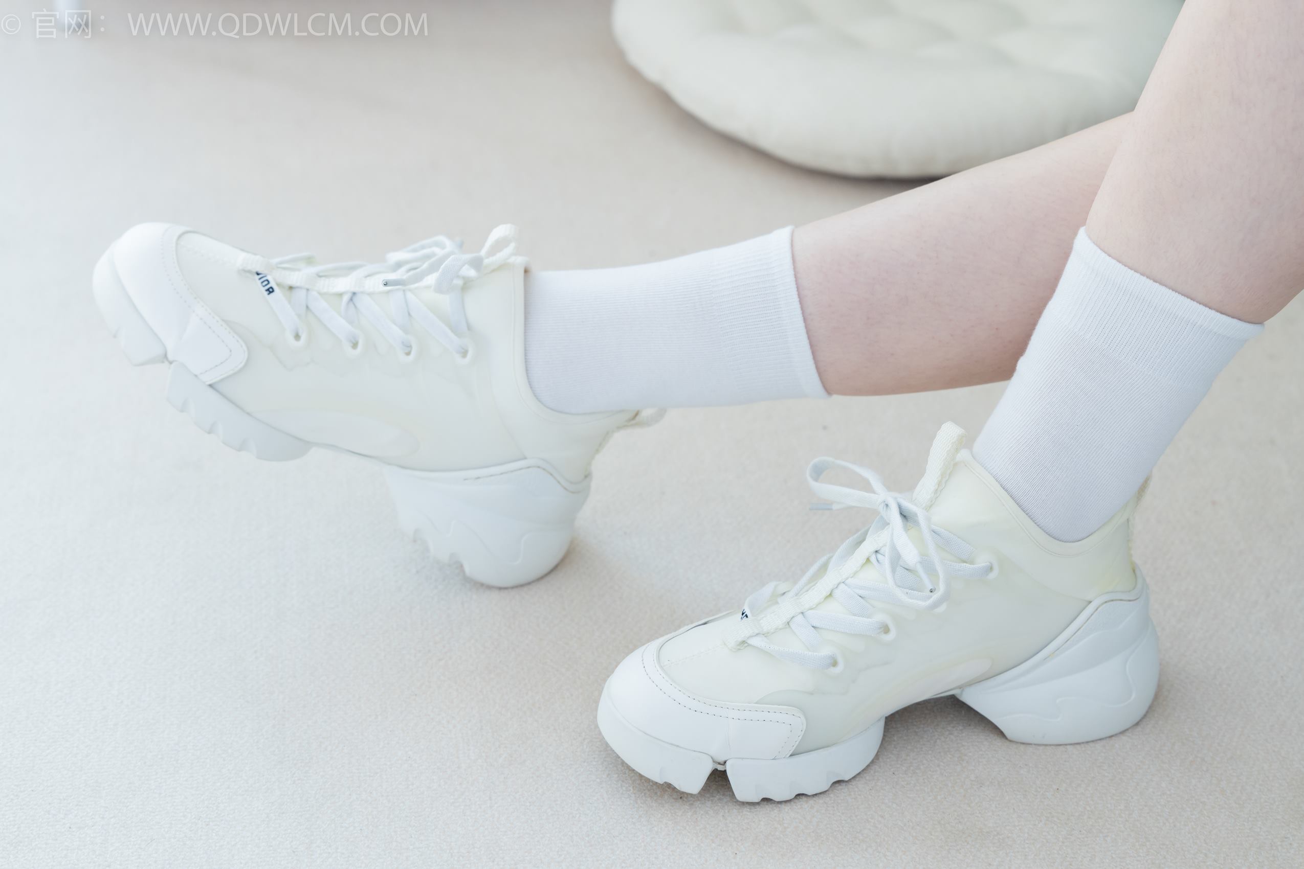 图片[24]-物恋传媒 NO.1875 小酒-微笑天使[150P] – 速更版-美库