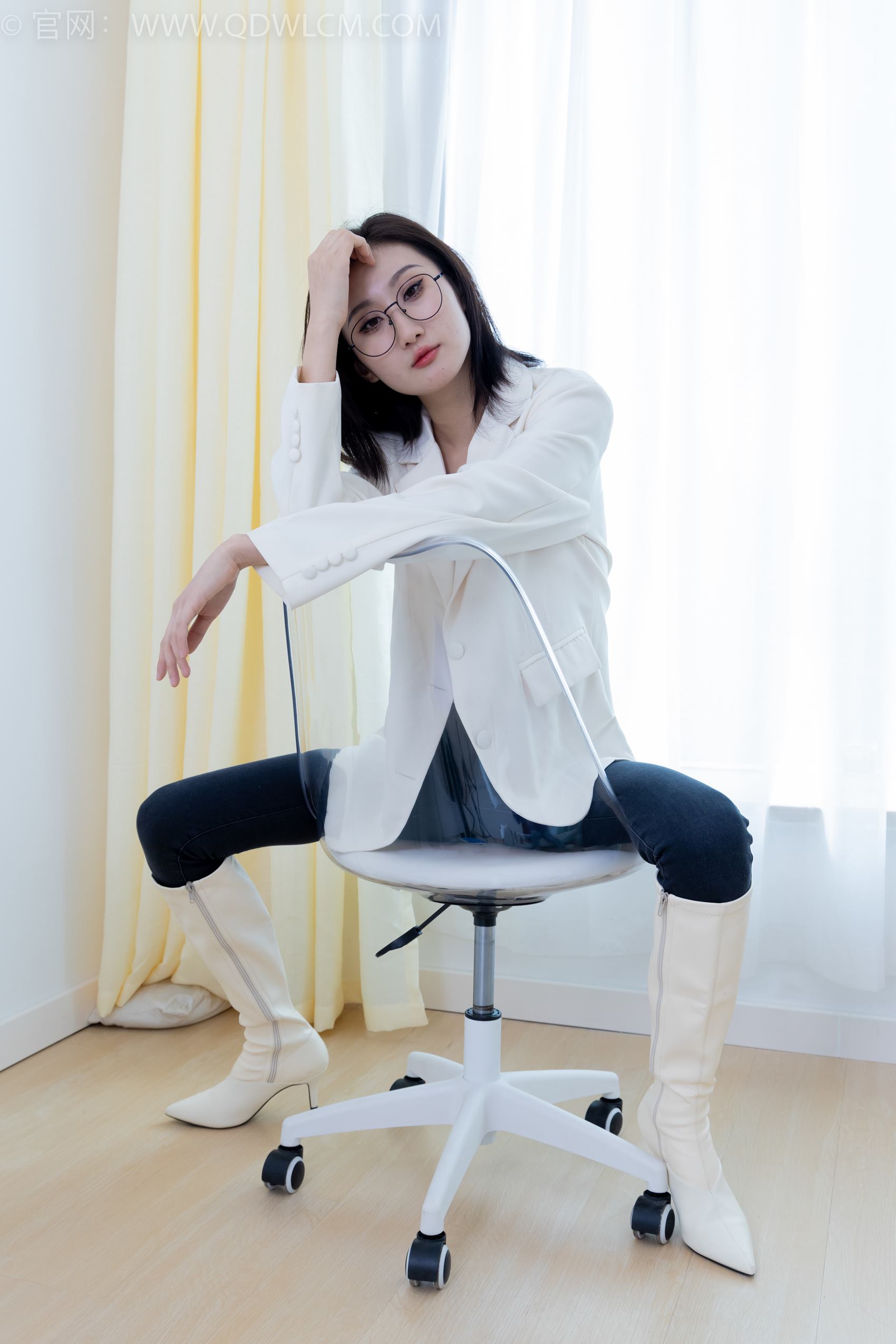 图片[41]-物恋传媒 NO.1876 雏菊-春色满园[170P] – 速更版-美库