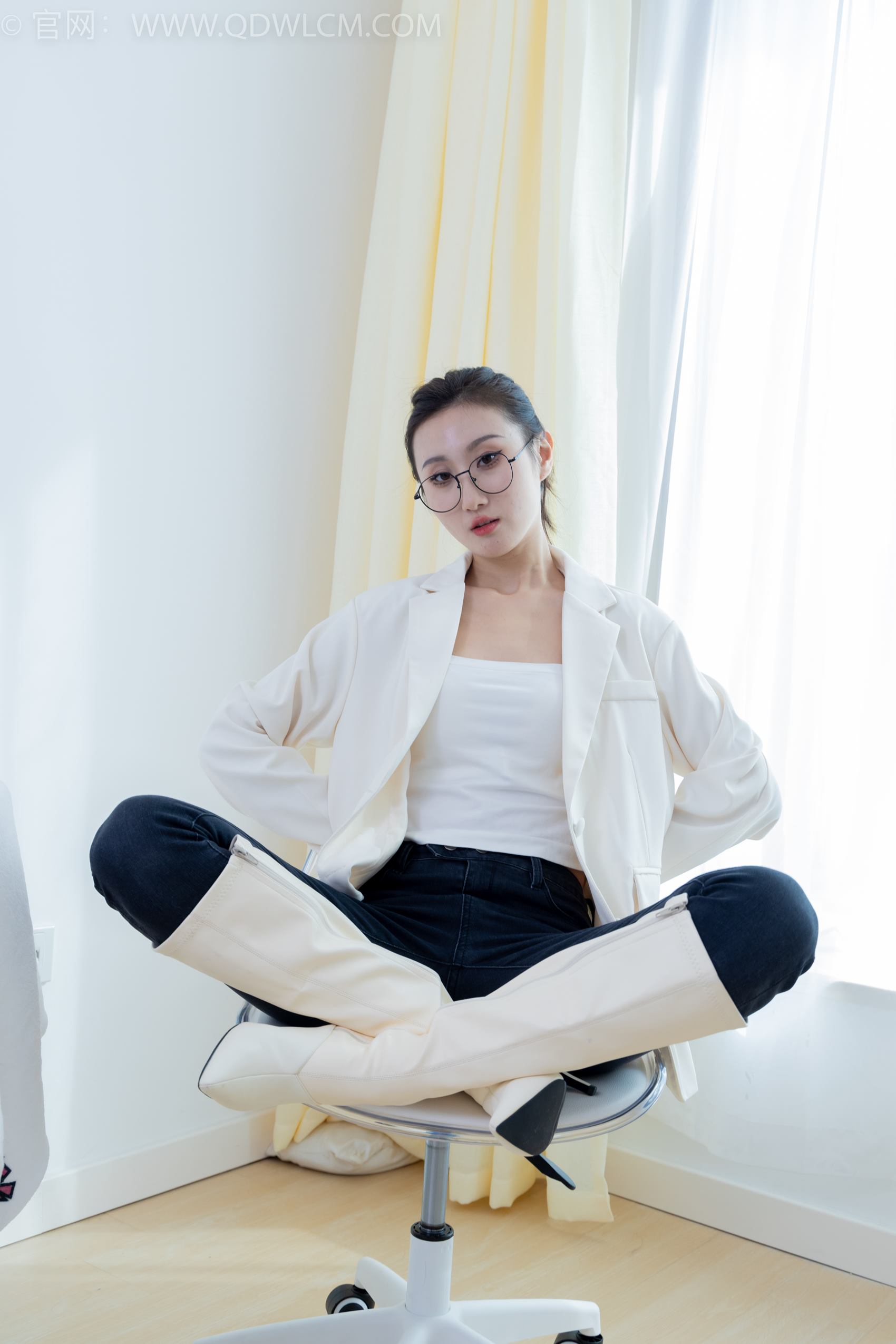 图片[50]-物恋传媒 NO.1876 雏菊-春色满园[170P] – 速更版-美库