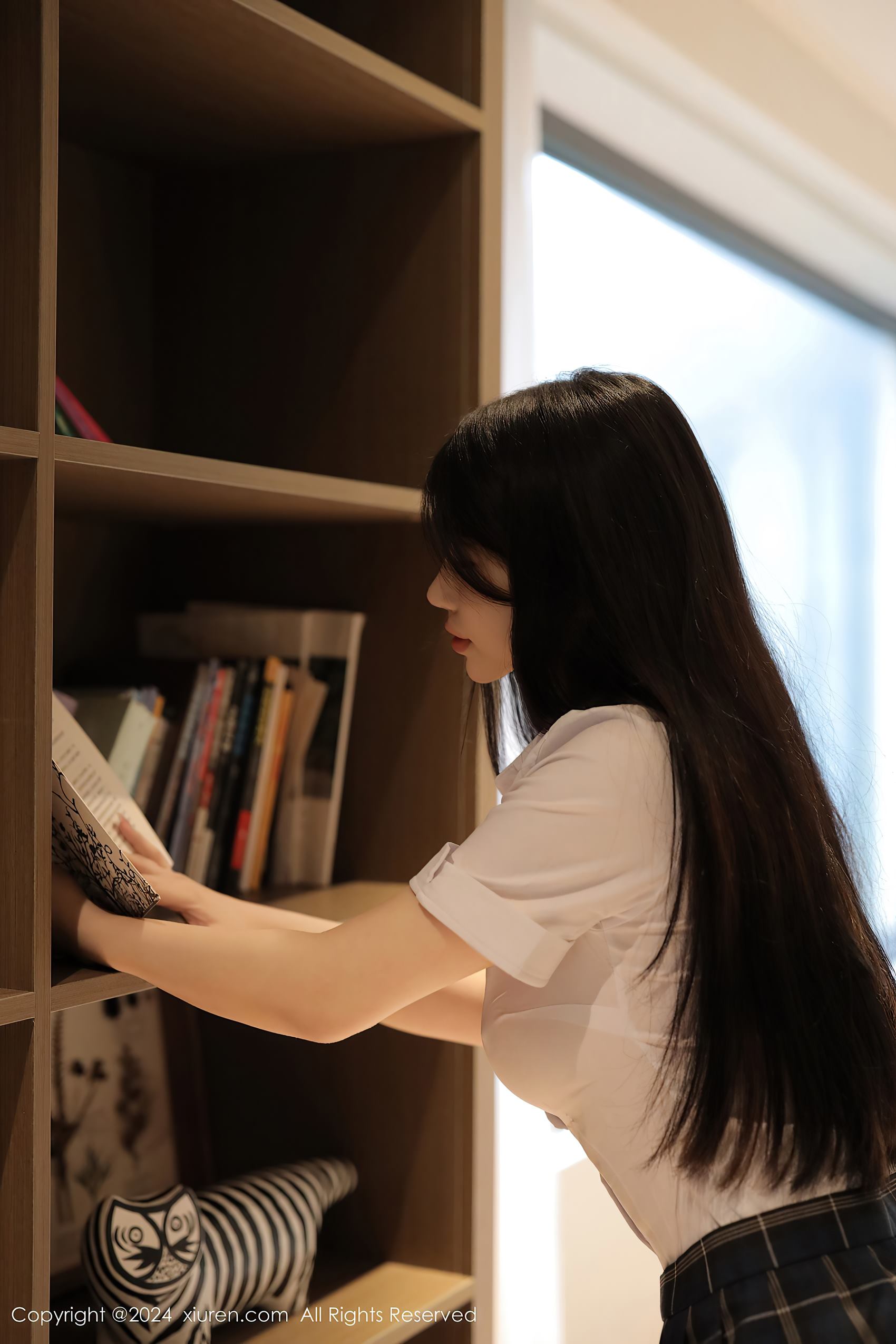 图片[48]-[Xiuren秀人网]2024.03.04 NO.8173 陈小花 图书馆的女孩 [55+1P] – 速更版-美库