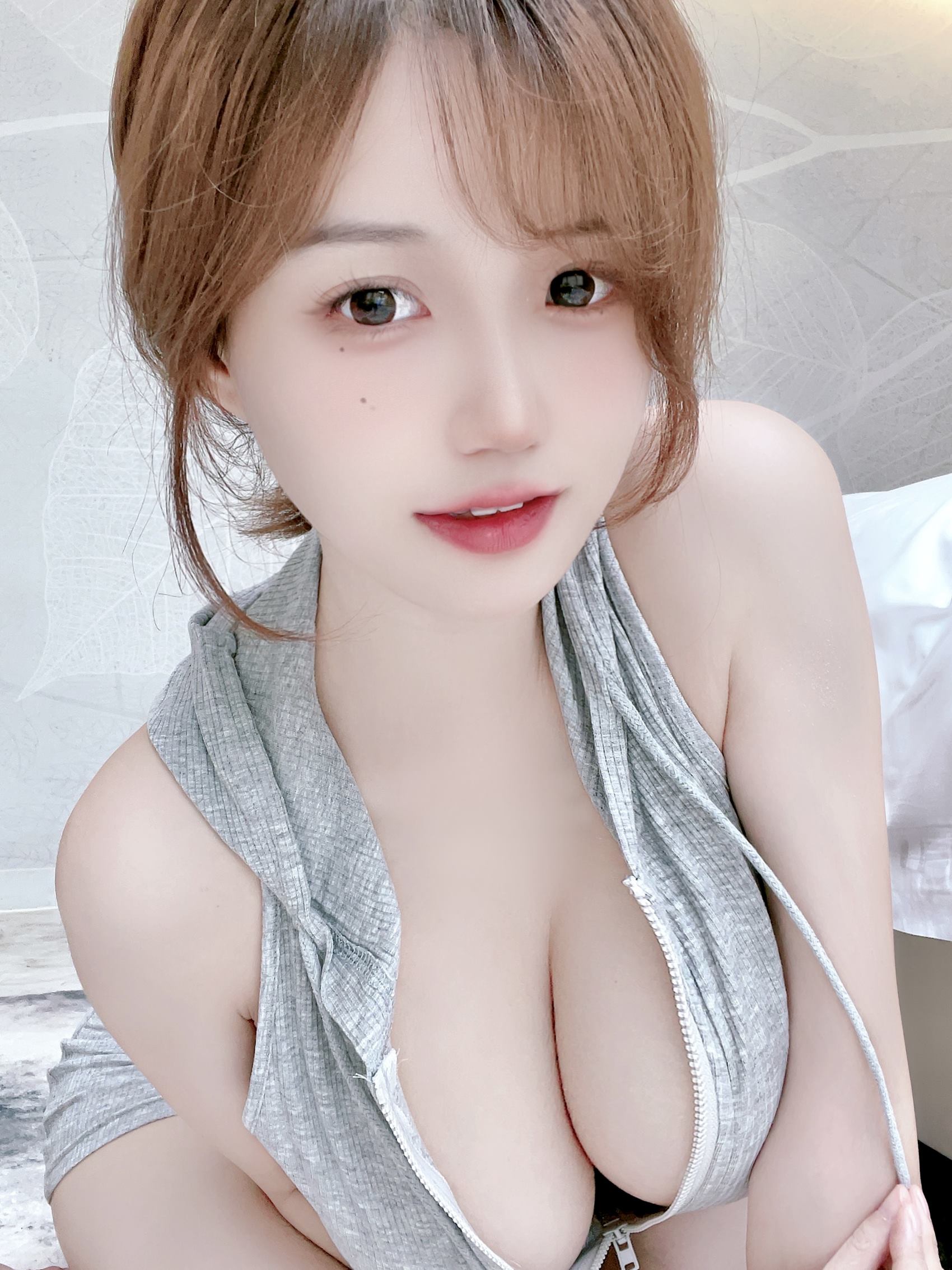 图片[28]-人气Coser@小仓千代w  Fantia-10月会员订阅合辑(12套)[33P] – 速更版-美库