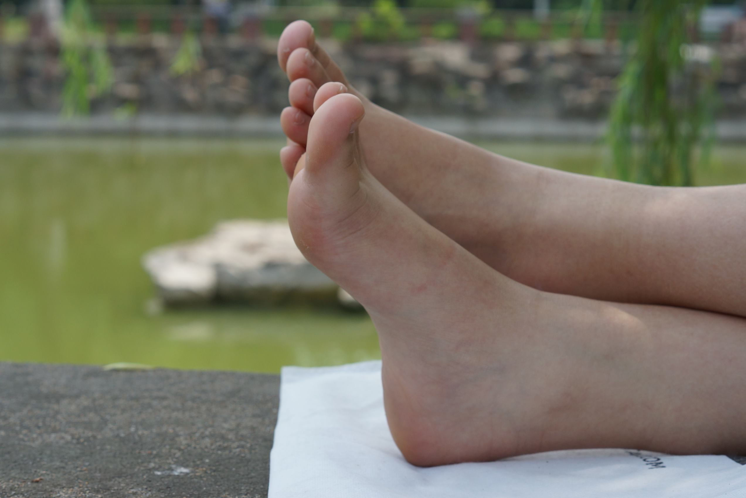 图片[33]-自由摄影 No.090 漂亮MM柳树下歇脚 [55P] – 速更版-美库