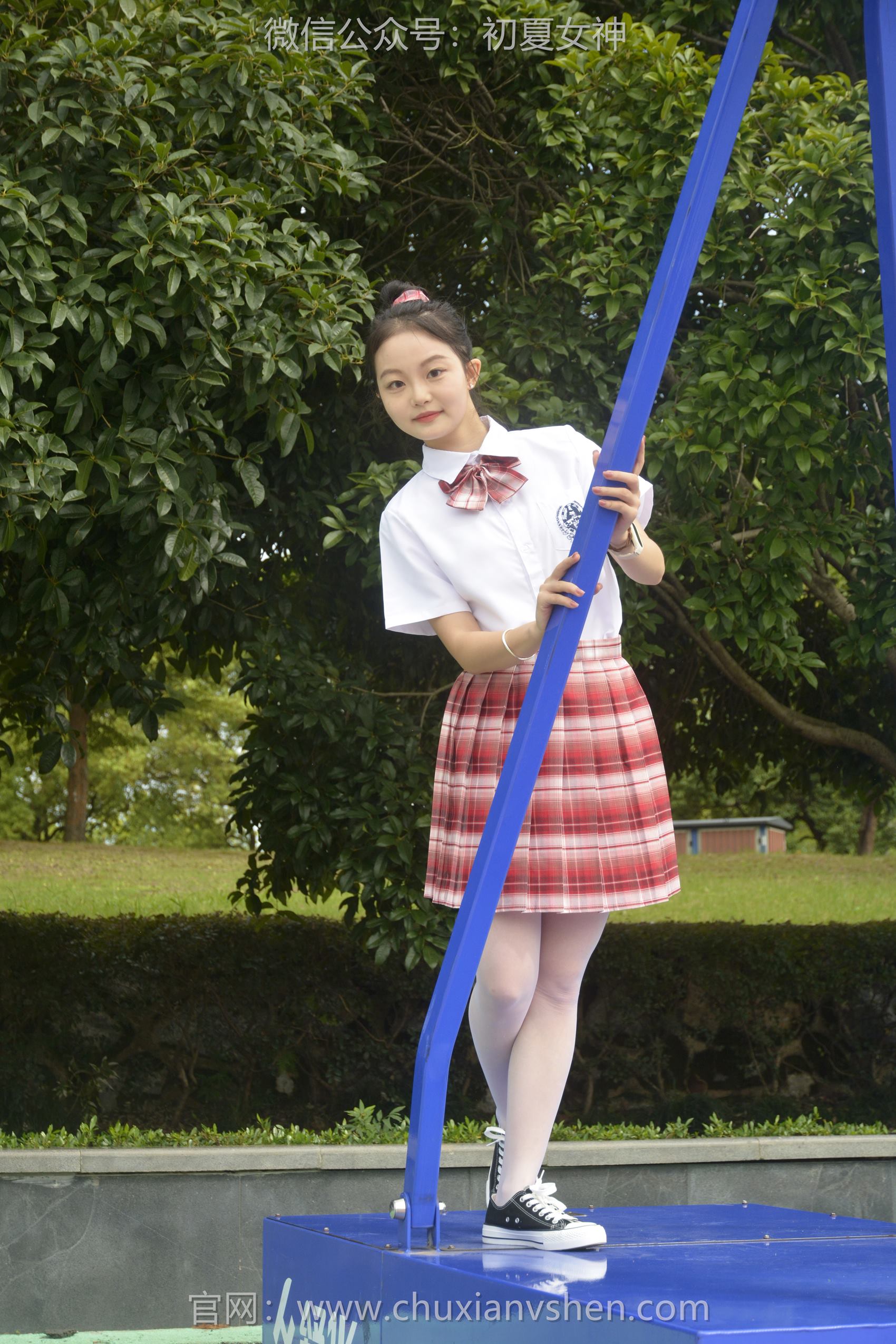 图片[25]-初夏女神 NO.101 双双 大红JK套[130P] – 速更版-美库