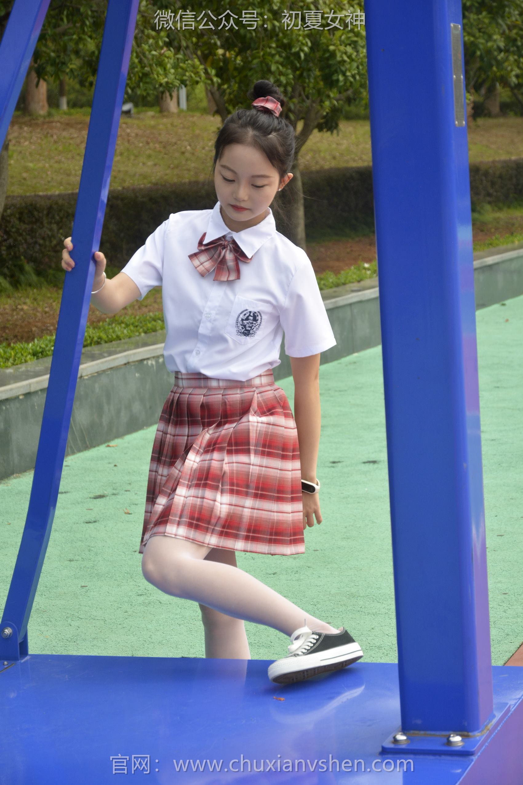 图片[30]-初夏女神 NO.101 双双 大红JK套[130P] – 速更版-美库