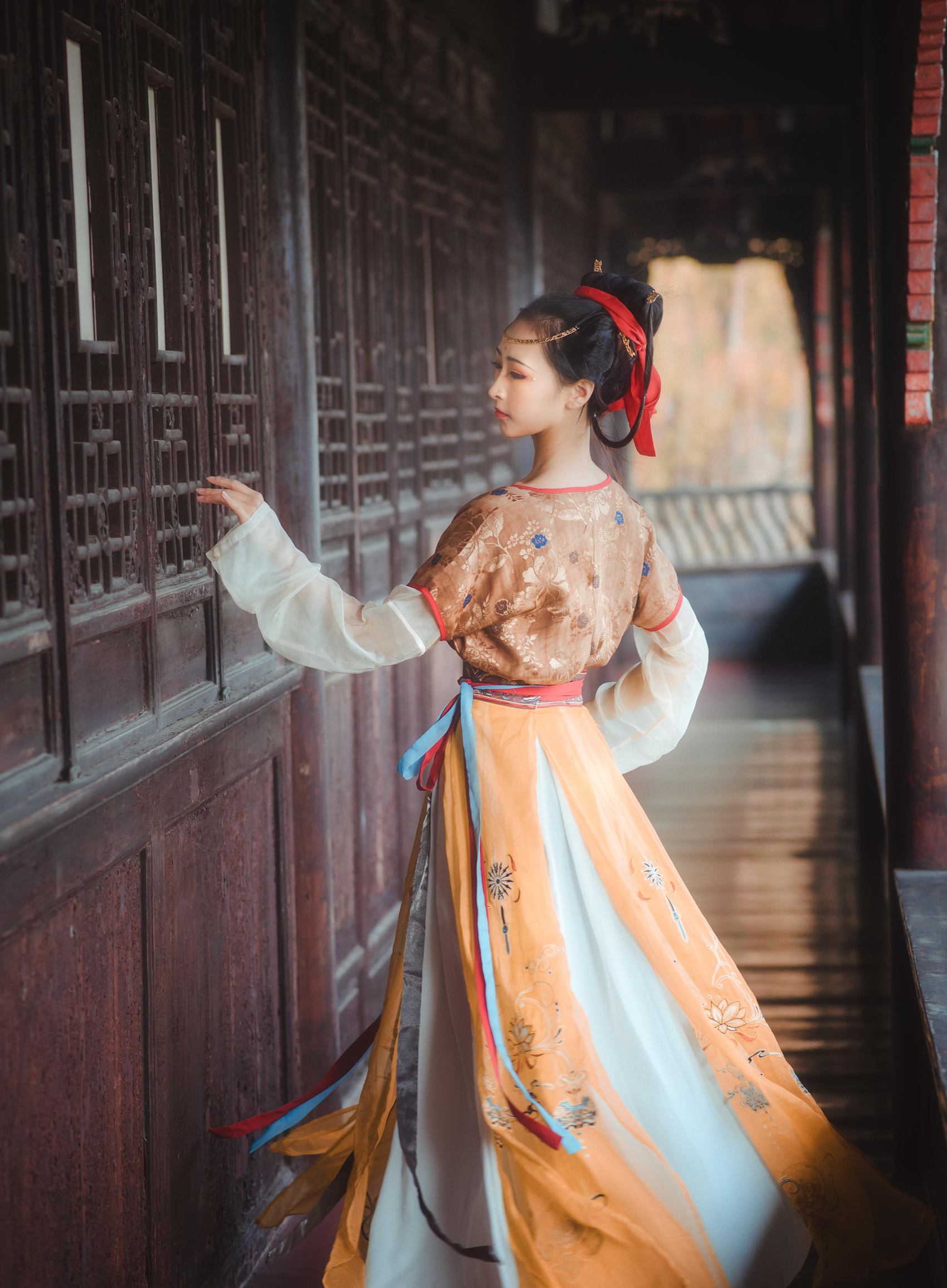 图片[10]-拿相机的执义  – 汉服写真头上金爵钗[13P] – 速更版-美库