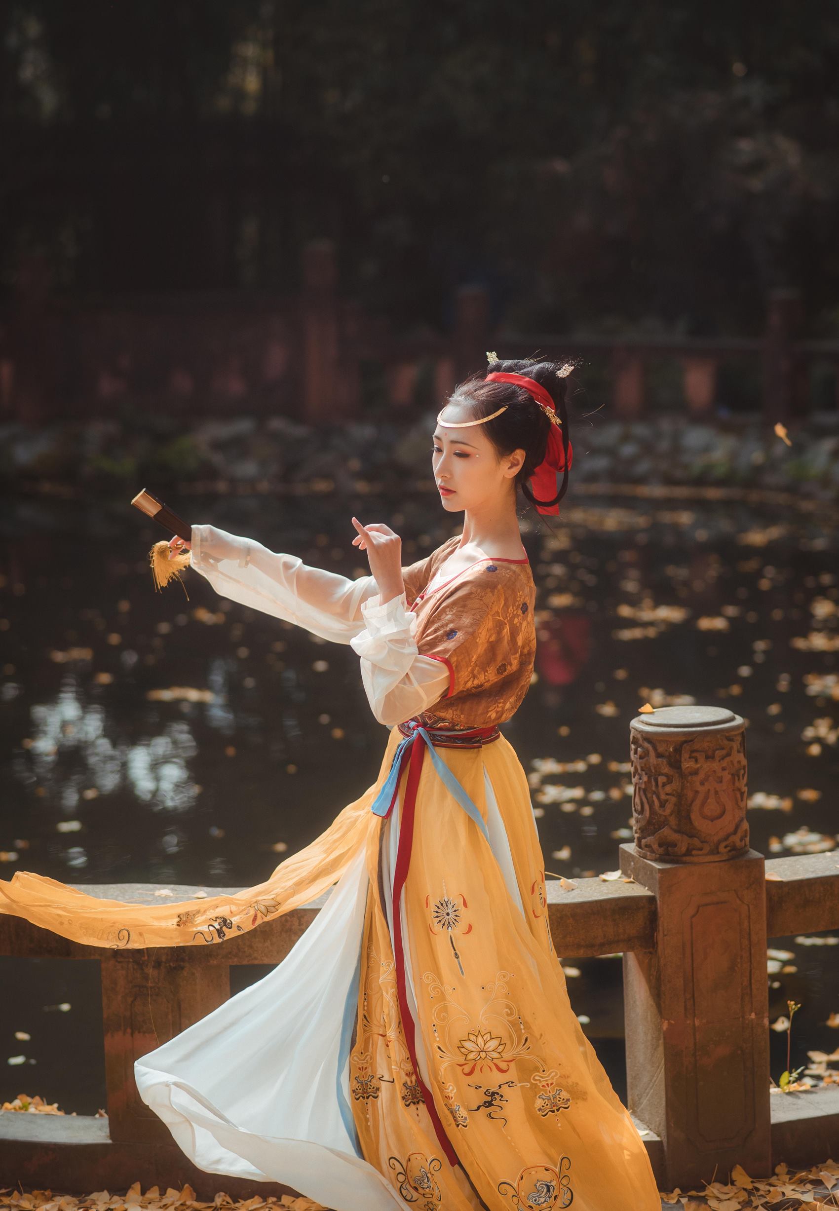 图片[12]-拿相机的执义  – 汉服写真头上金爵钗[13P] – 速更版-美库