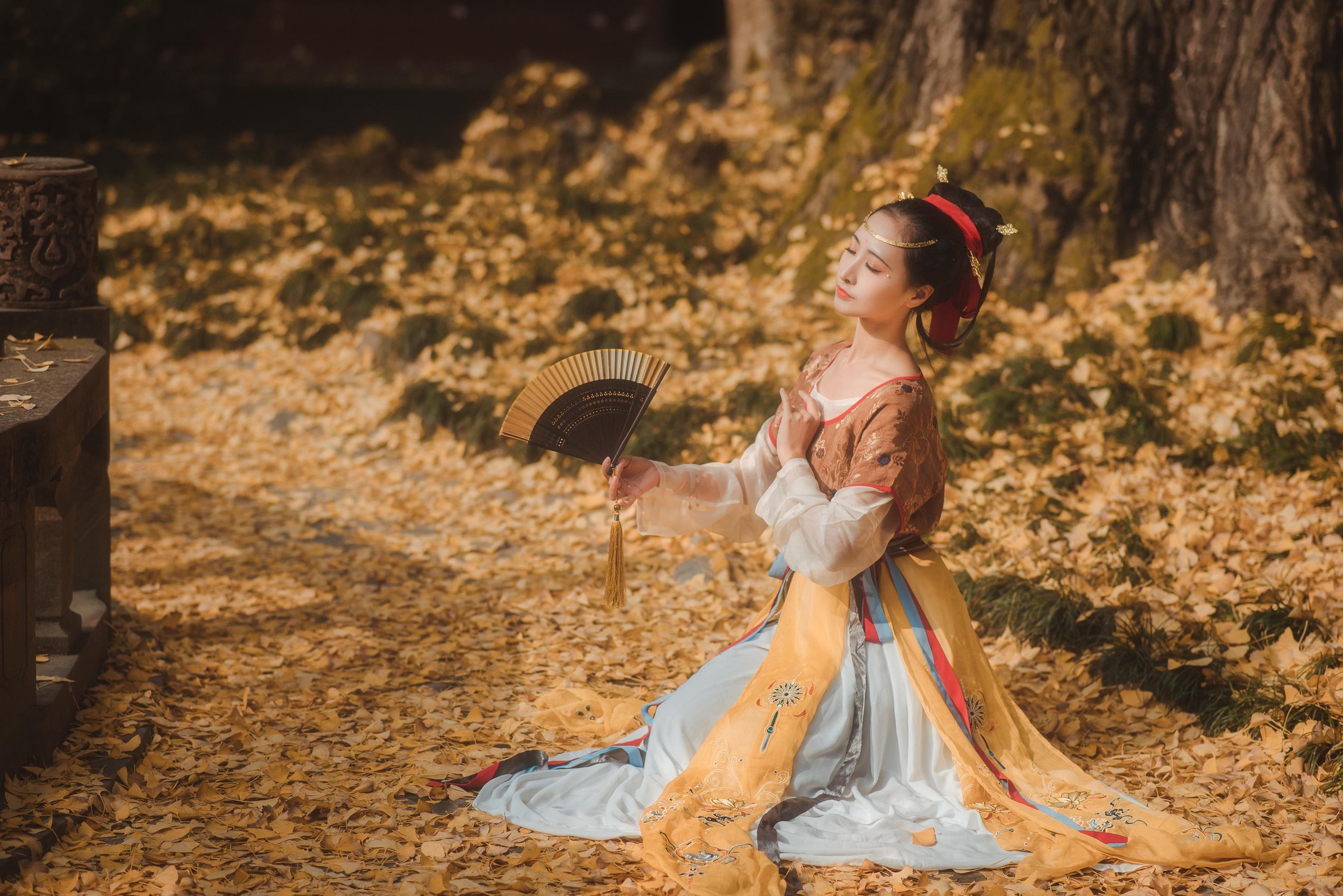 图片[13]-拿相机的执义  – 汉服写真头上金爵钗[13P] – 速更版-美库