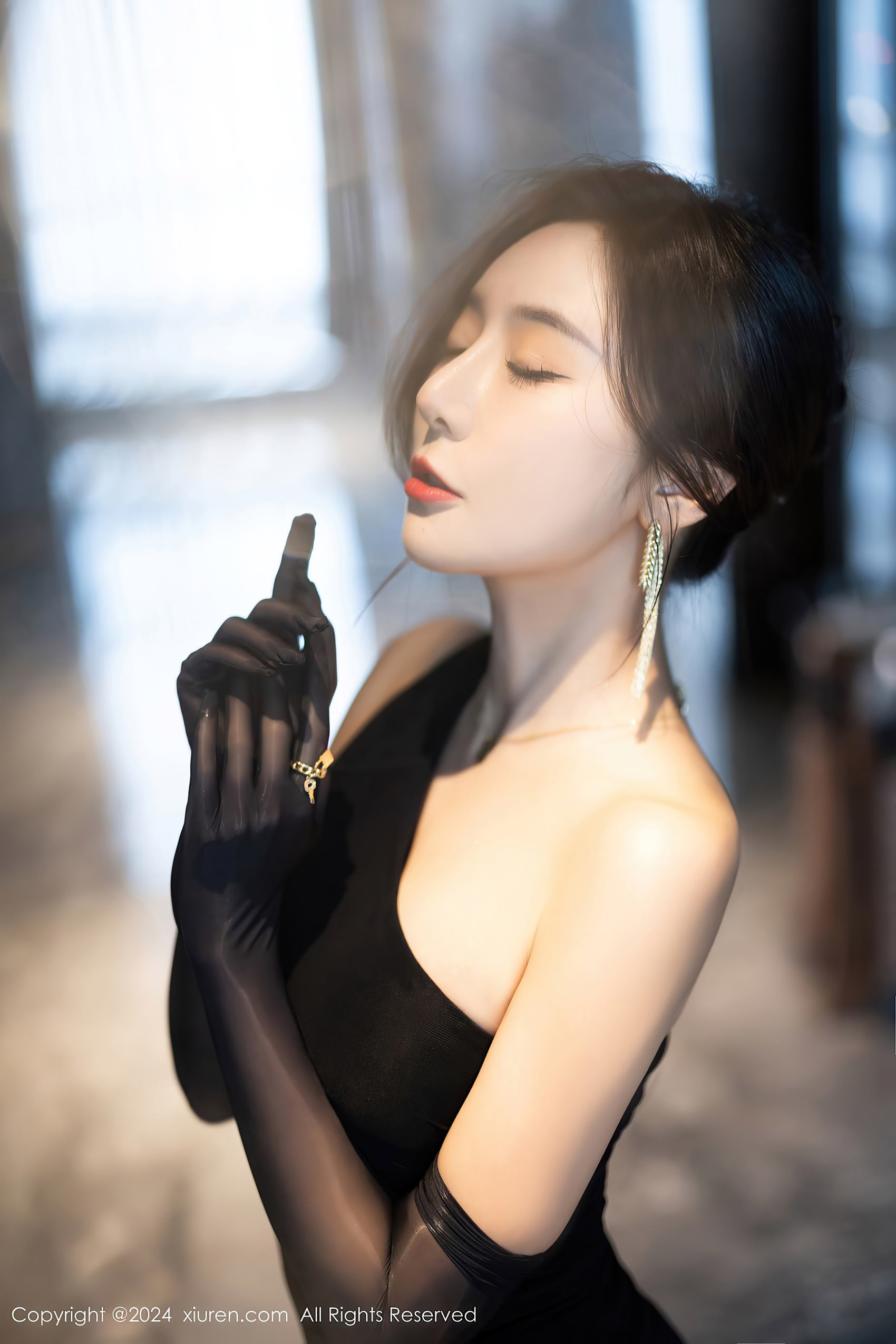 图片[11]-[Xiuren秀人网]2024.03.07 NO.8194 王馨瑶yanni 黑丝手套 [52+1P] – 速更版-美库
