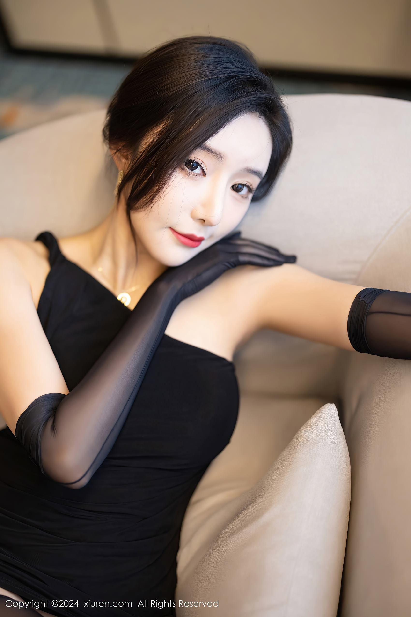 图片[32]-[Xiuren秀人网]2024.03.07 NO.8194 王馨瑶yanni 黑丝手套 [52+1P] – 速更版-美库