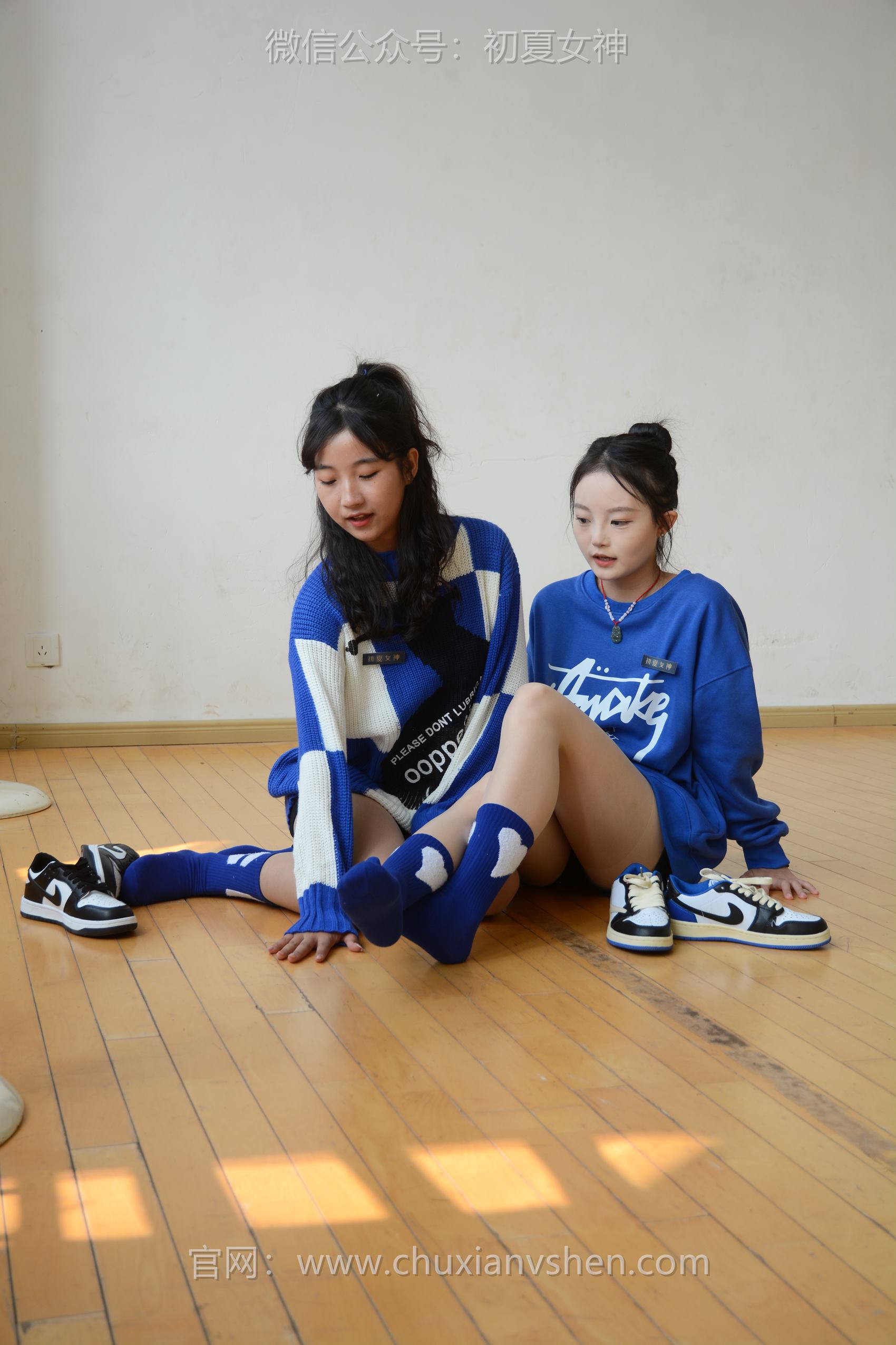 图片[59]-初夏女神 NO.105点点、双双 蓝色多巴胺[151P] – 速更版-美库