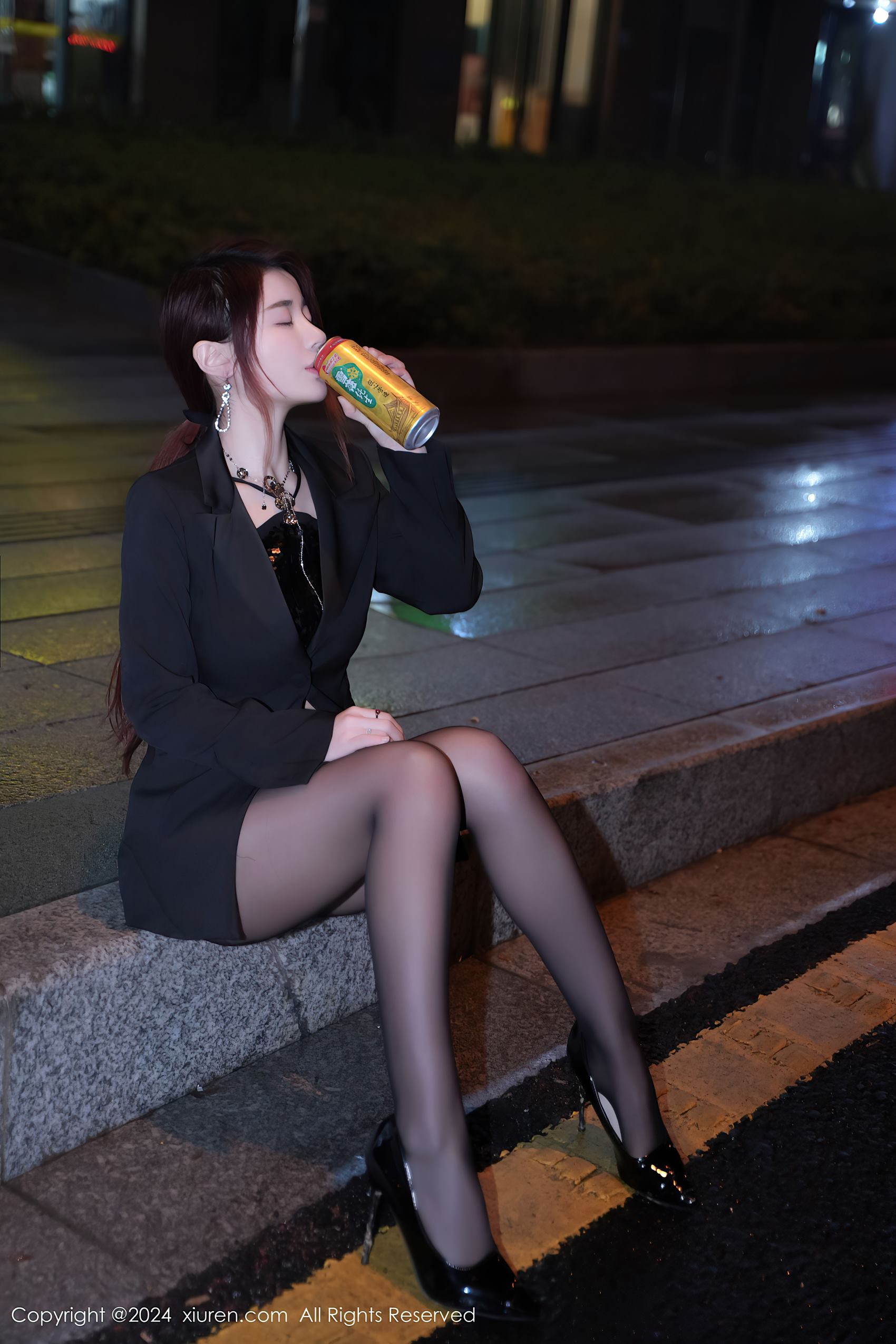 图片[16]-[Xiuren秀人网]2024.03.08 NO.8199 美七 Mia 路边小姐姐 [25+1P] – 速更版-美库