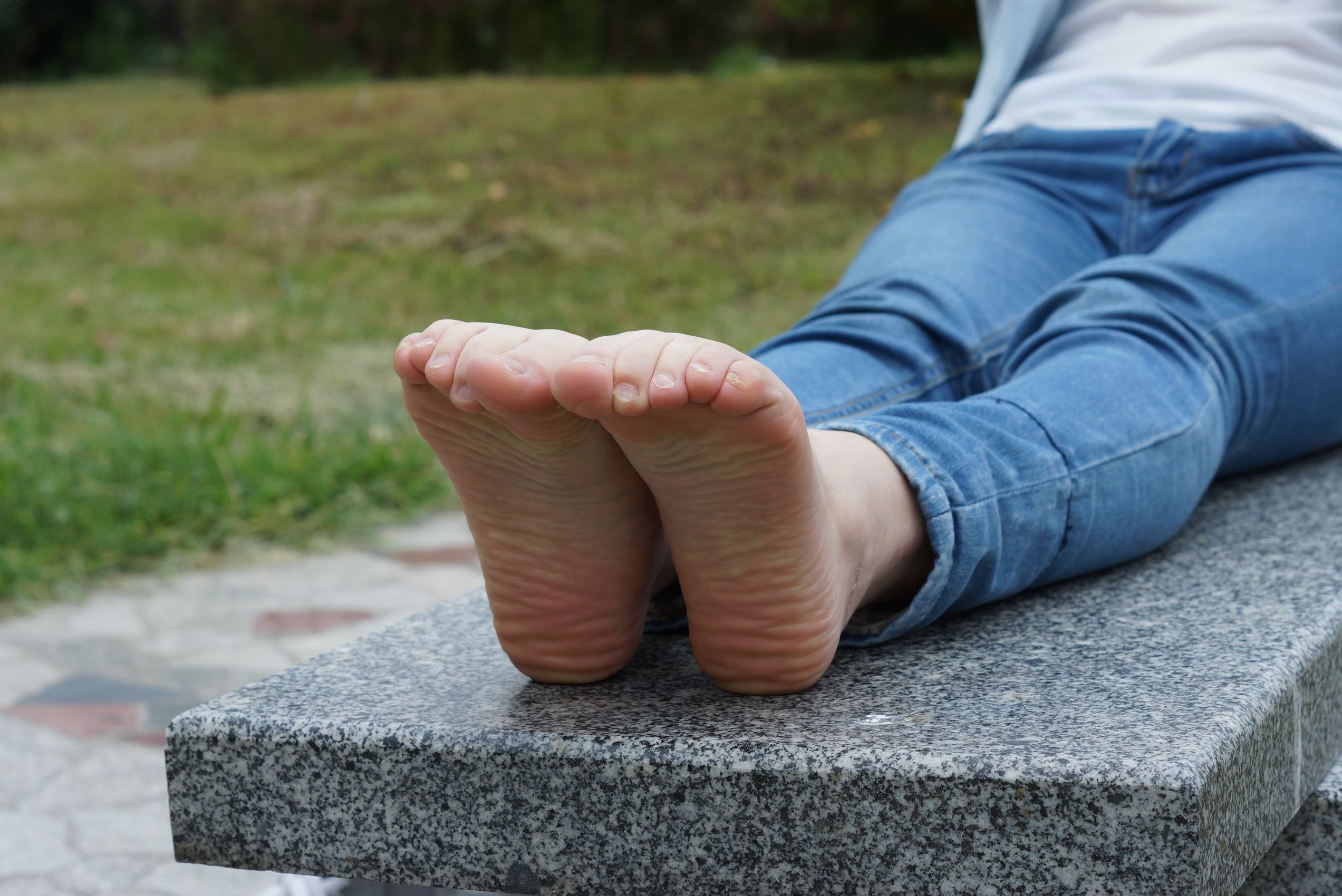 图片[35]-自由摄影 No.105 细嫩裸足配牛仔裤 [39P] – 速更版-美库