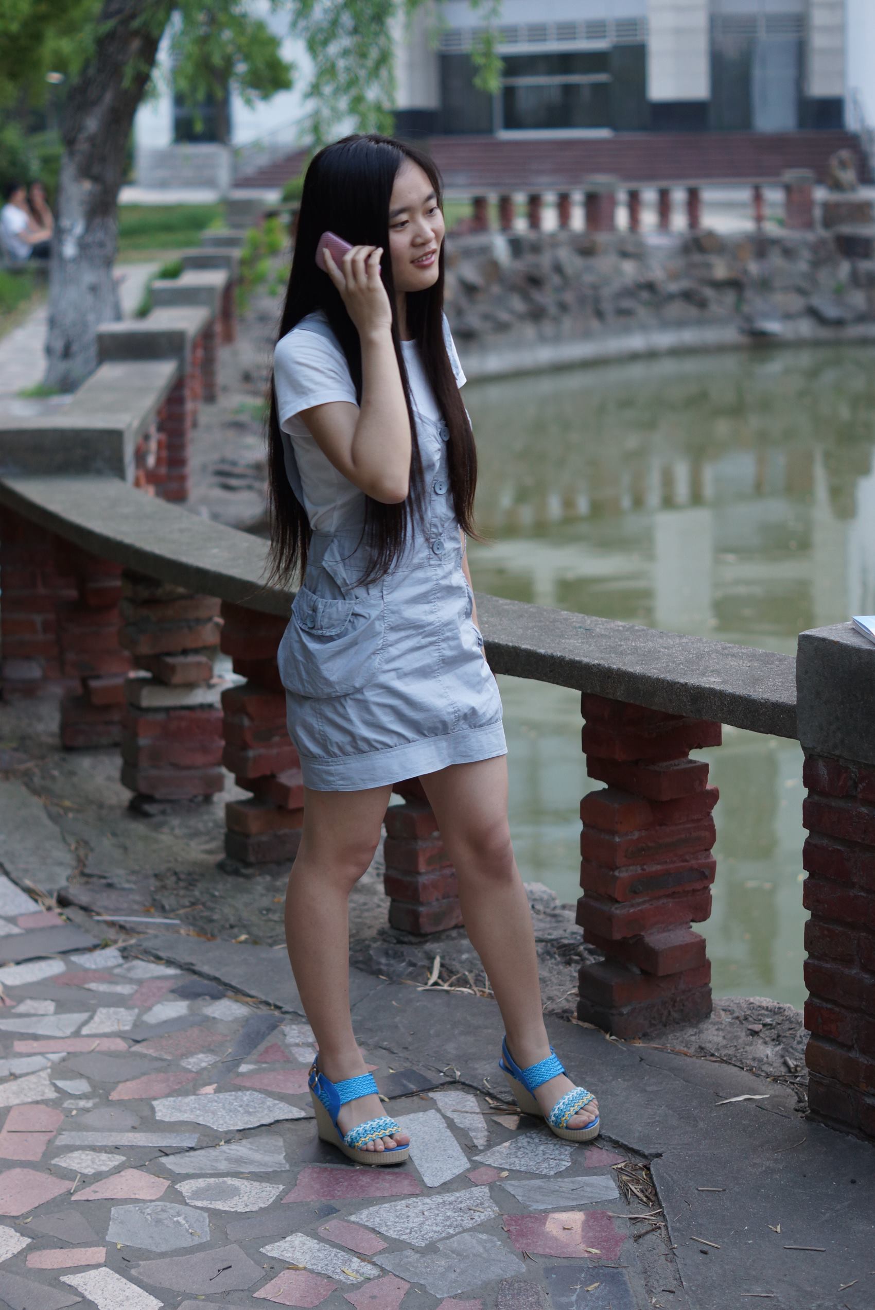 图片[16]-自由摄影 No.112 高挑MM傍晚梦幻细腿每足 [63P] – 速更版-美库