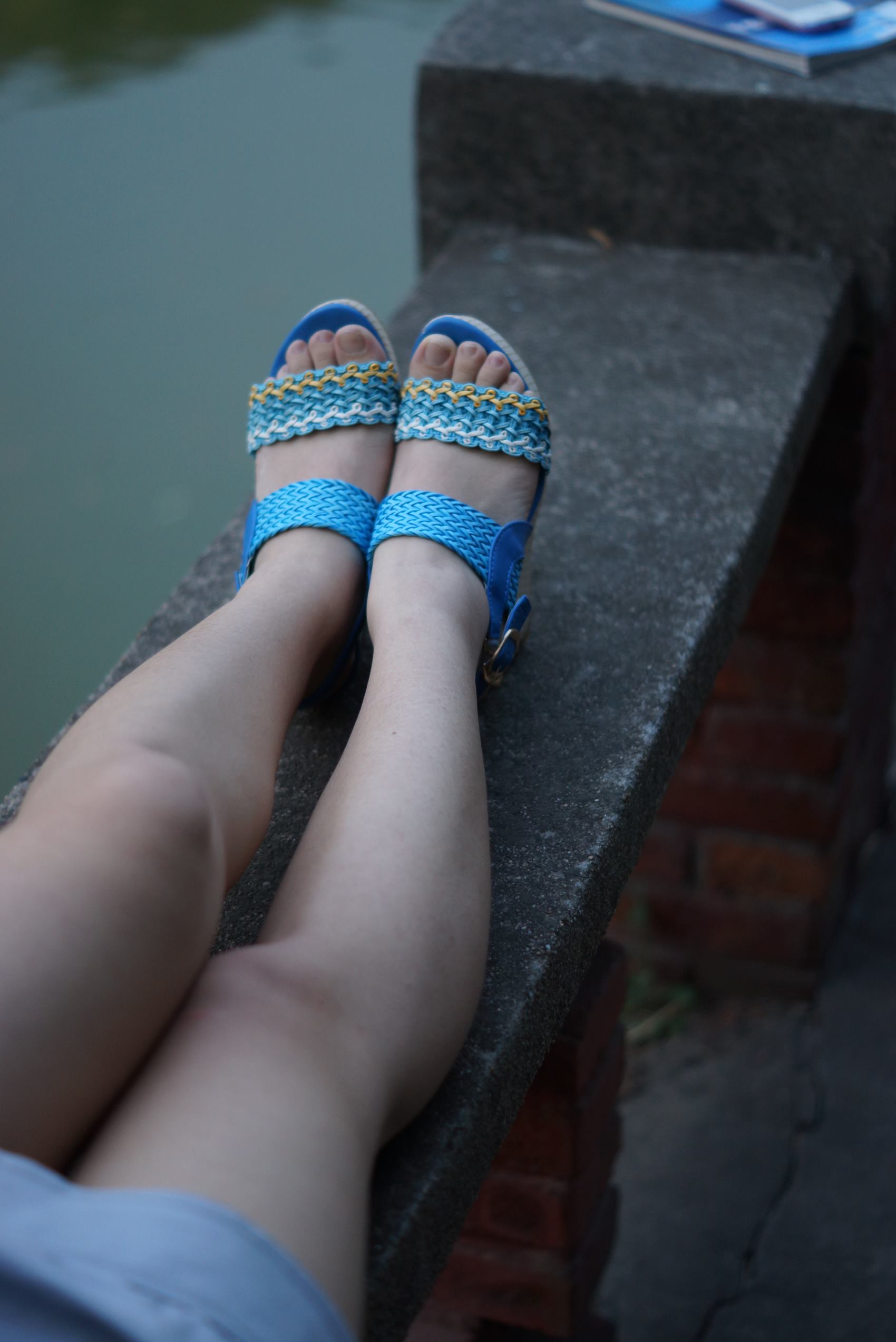 图片[35]-自由摄影 No.112 高挑MM傍晚梦幻细腿每足 [63P] – 速更版-美库