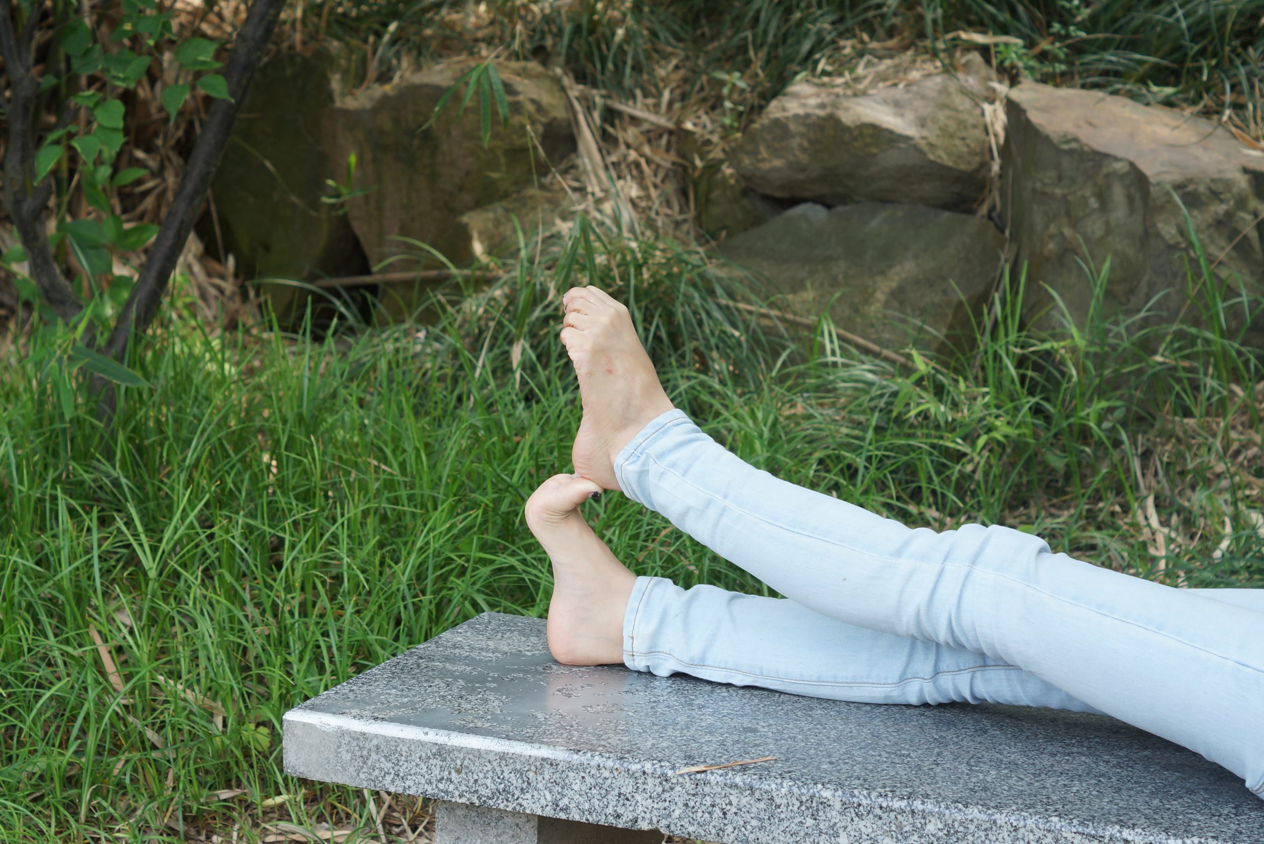 图片[33]-自由摄影 No.116 精致小美女的足底里“深藏的故事” [74P] – 速更版-美库