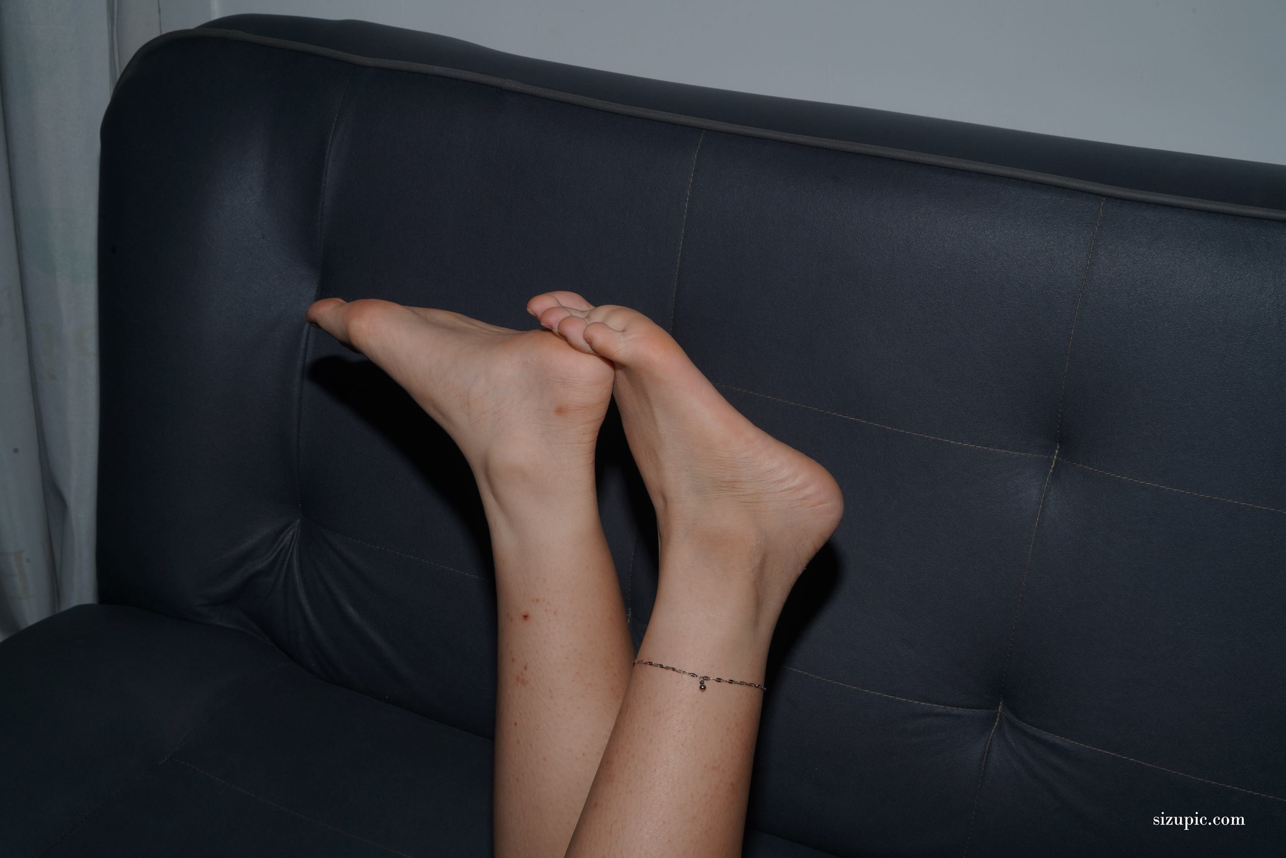 图片[21]-Pary摄影 NO.133 冬丽高脱高跟鞋展示37码美脚[102P] – 速更版-美库