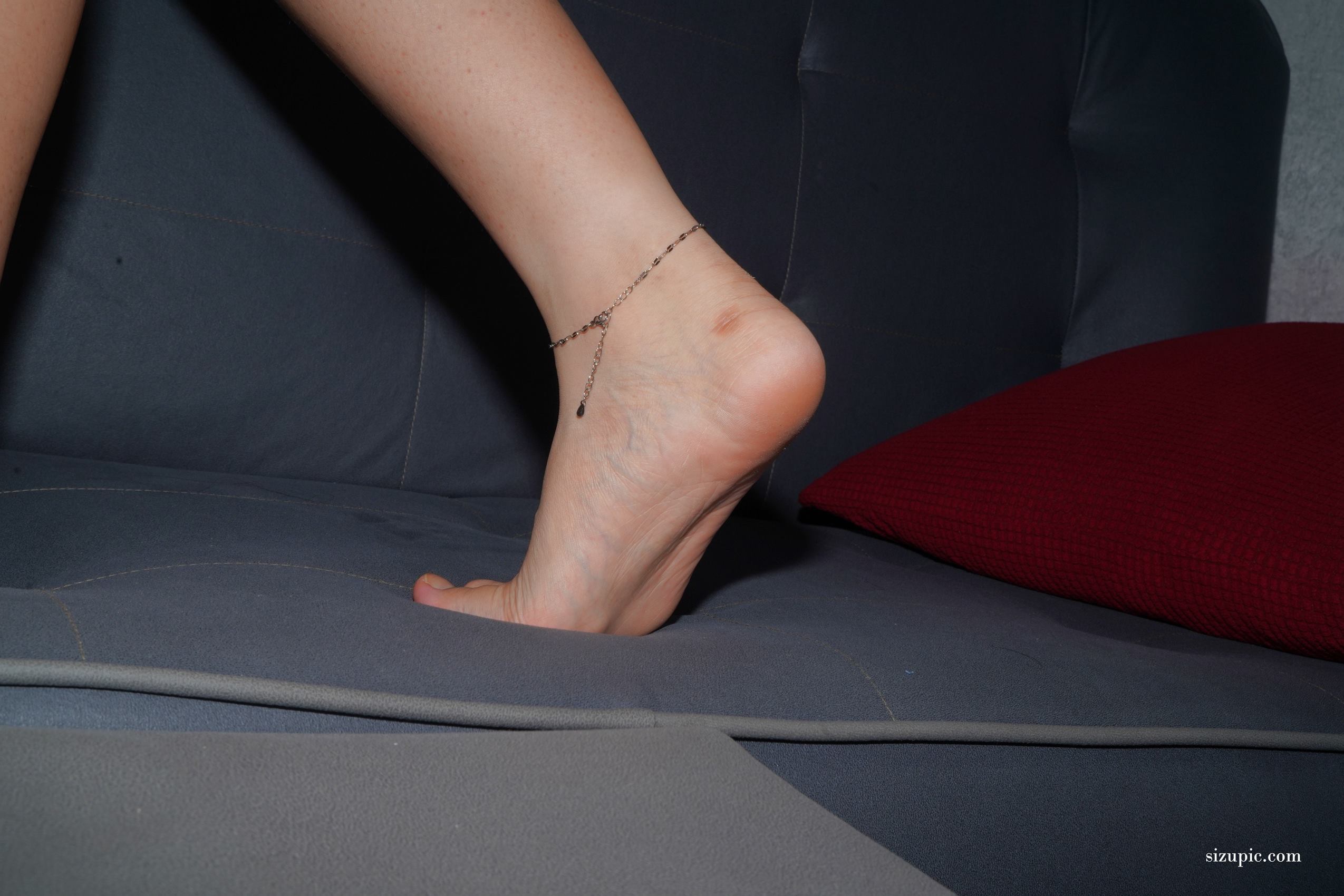 图片[50]-Pary摄影 NO.133 冬丽高脱高跟鞋展示37码美脚[102P] – 速更版-美库