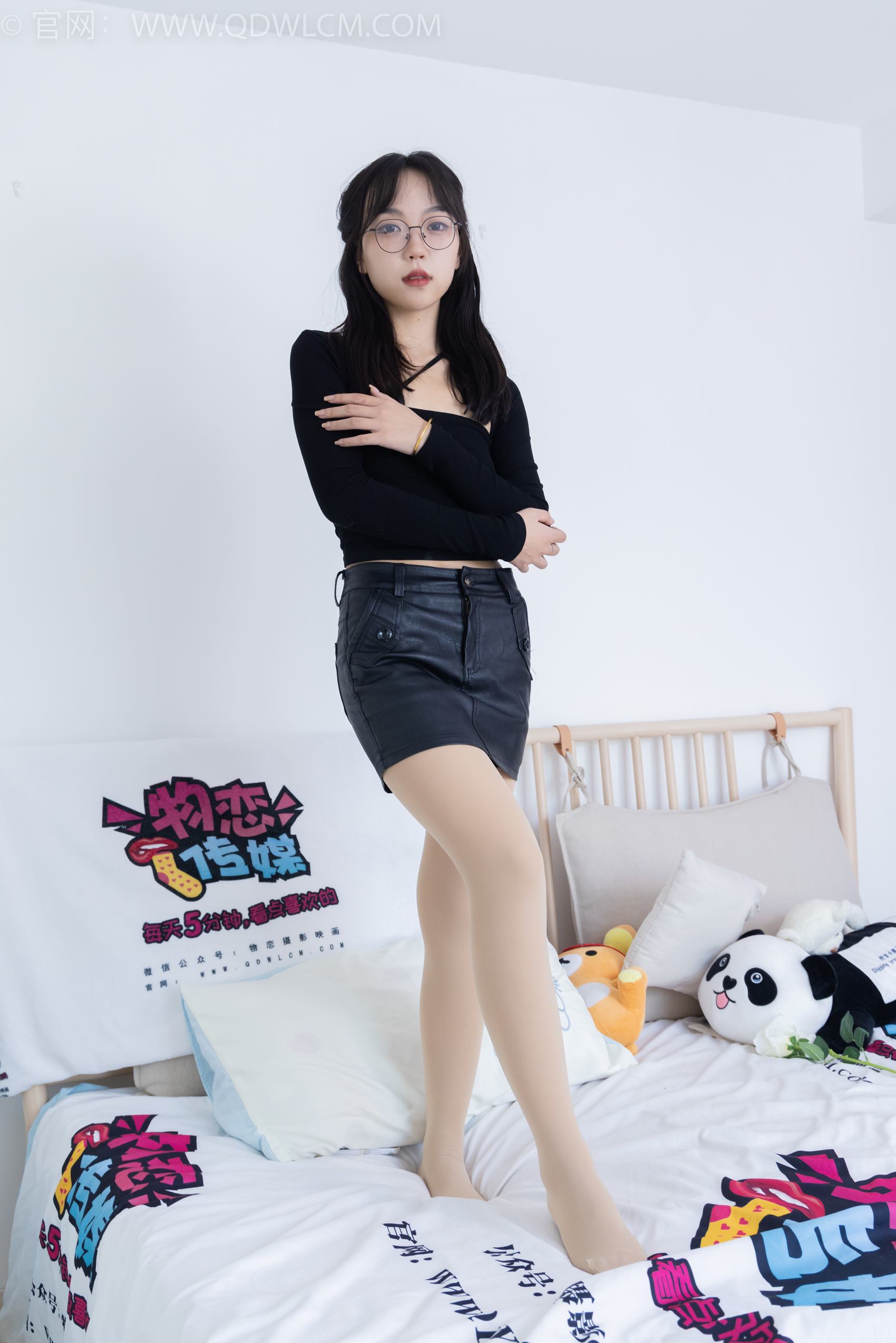 图片[73]-物恋传媒 NO.1886 纱纱-乌鸦飞吧[150P] – 速更版-美库