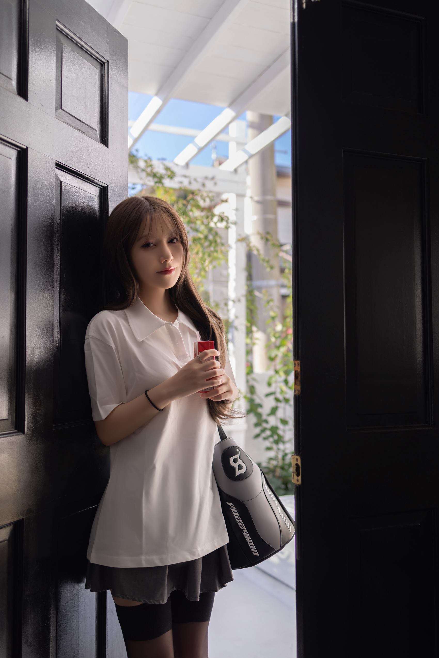 图片[11]-秀人内购@鱼子酱Fish – 内部私购《民宿房东》[44P] – 速更版-美库