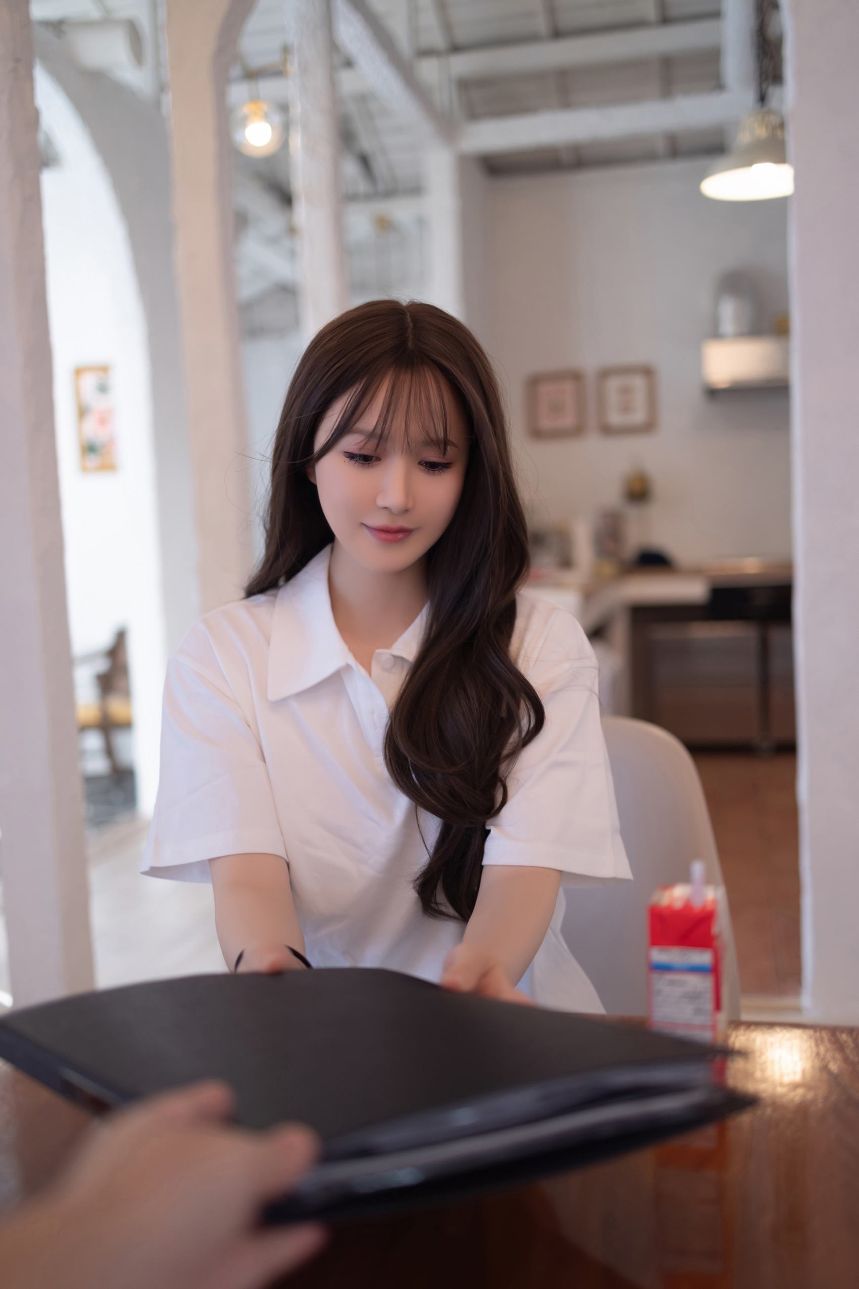 图片[13]-秀人内购@鱼子酱Fish – 内部私购《民宿房东》[44P] – 速更版-美库