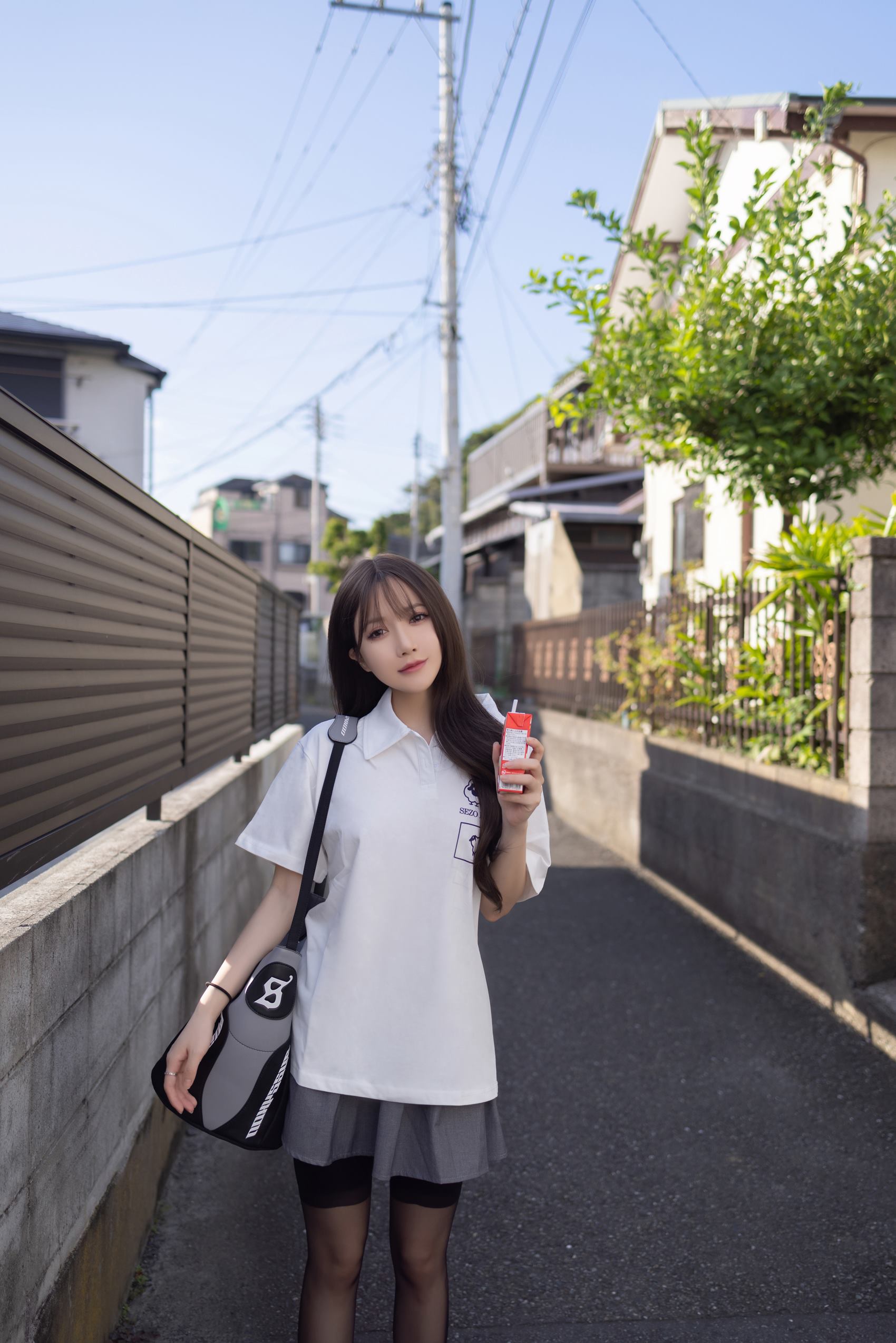 图片[45]-秀人内购@鱼子酱Fish – 内部私购《民宿房东》[44P] – 速更版-美库