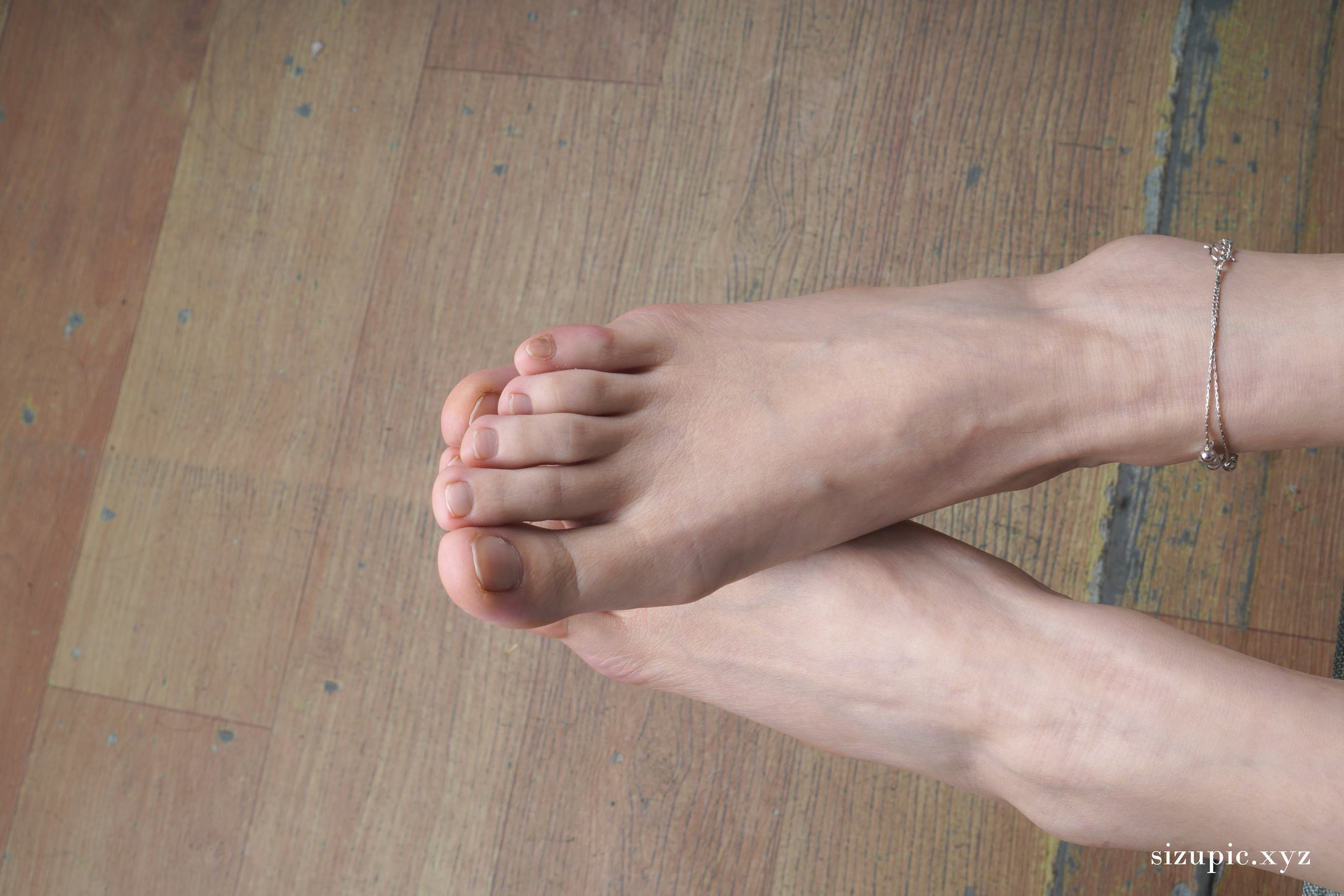 图片[31]-Pary摄影 NO.136 新模小韵展示37码修长嫩白美脚[95P] – 速更版-美库