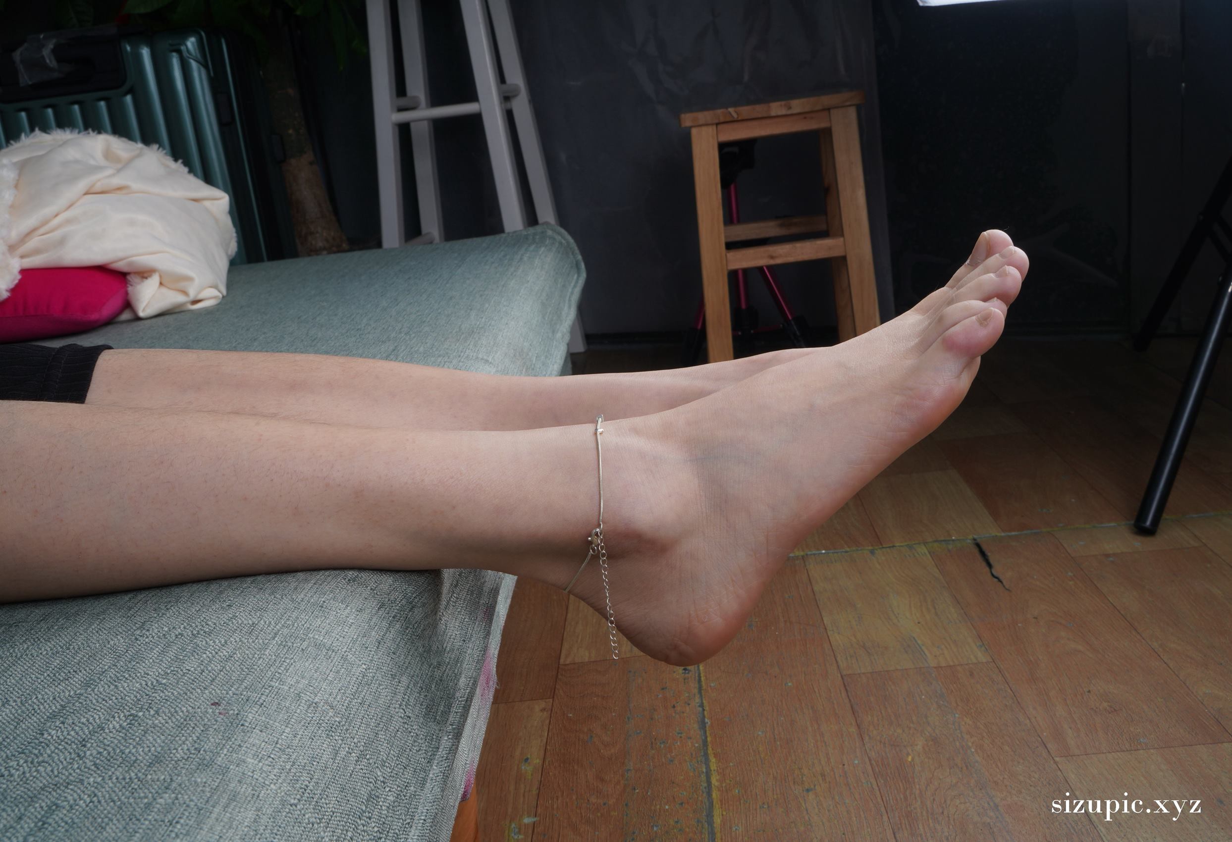 图片[71]-Pary摄影 NO.136 新模小韵展示37码修长嫩白美脚[95P] – 速更版-美库