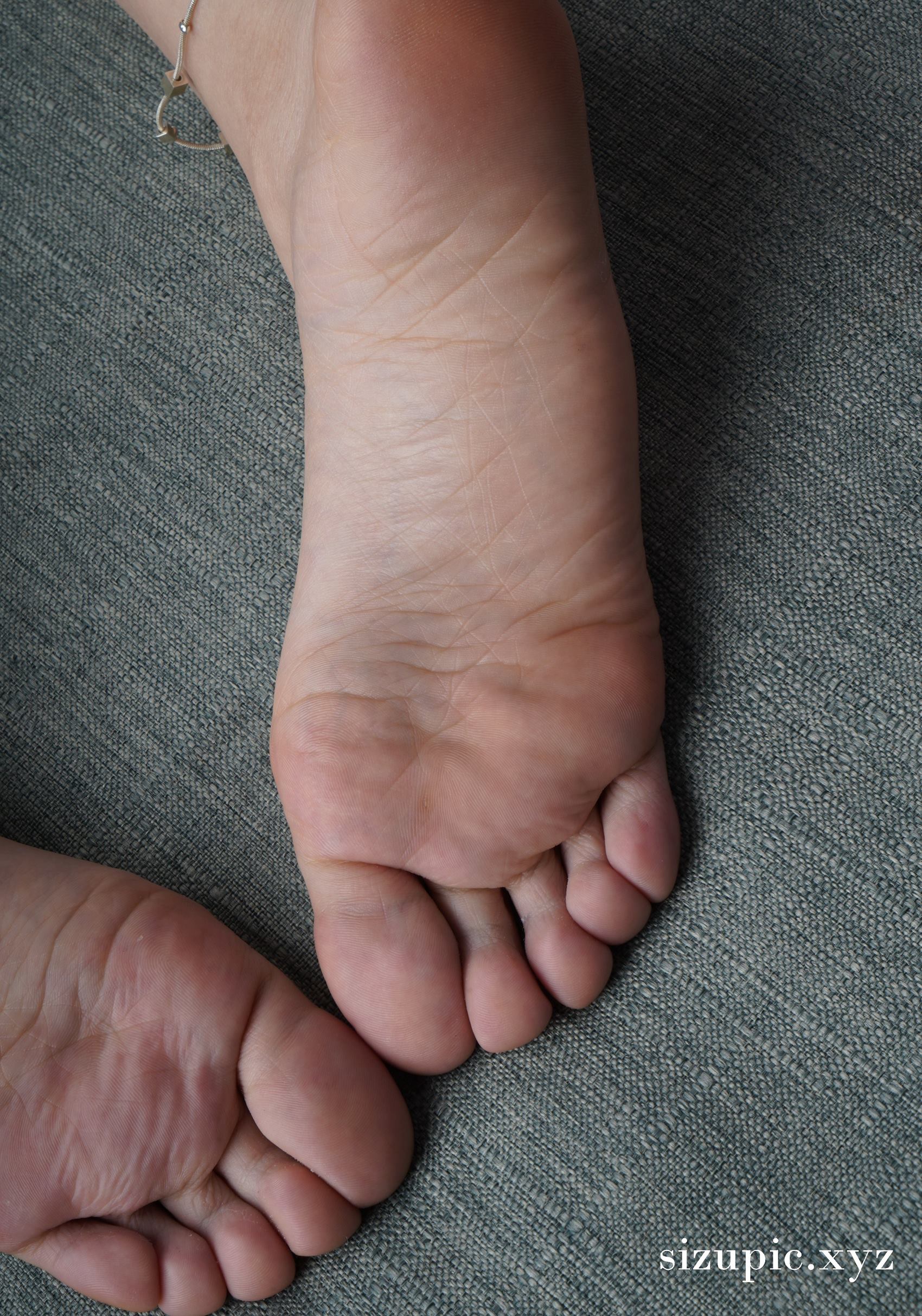 图片[83]-Pary摄影 NO.136 新模小韵展示37码修长嫩白美脚[95P] – 速更版-美库