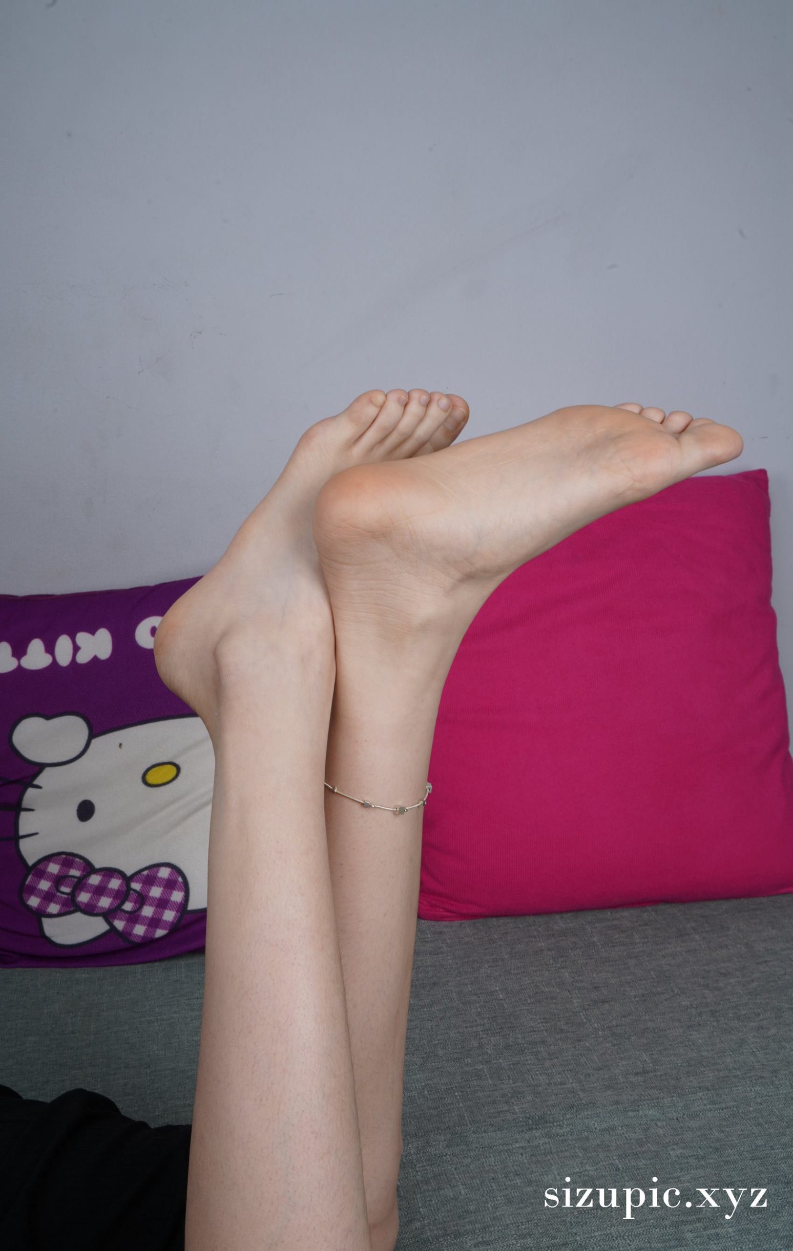 图片[88]-Pary摄影 NO.136 新模小韵展示37码修长嫩白美脚[95P] – 速更版-美库