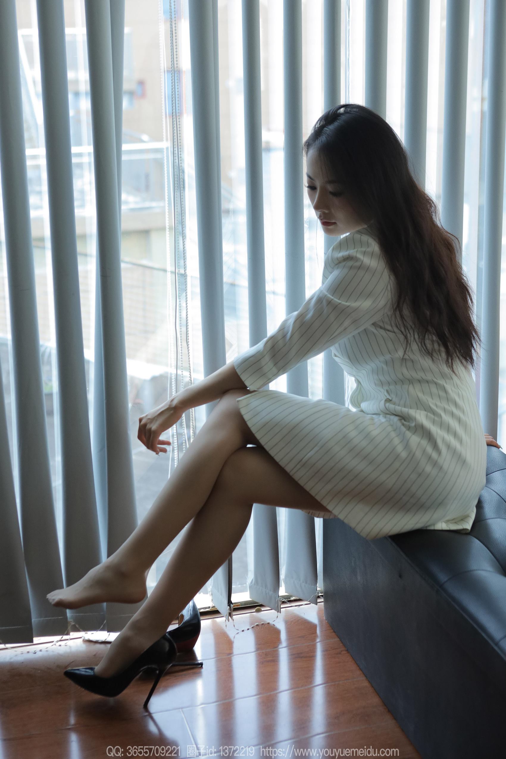 图片[24]-[IESS异思趣向] 2024.02.15 丝享家1664：小金《知性女士》[85P] – 速更版-美库