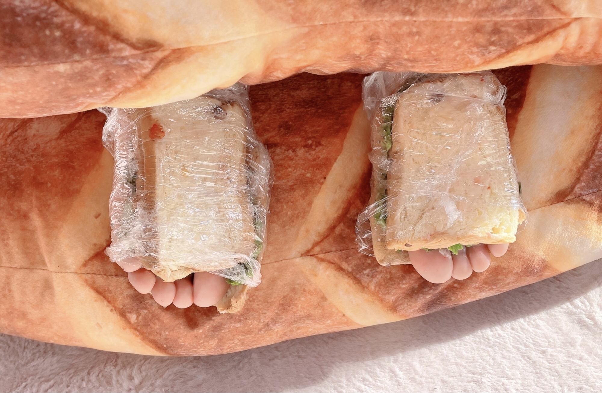 图片[25]-网紅Coser@地瓜小朋友 -地瓜牌肉丝裸足汉堡[55P] – 速更版-美库