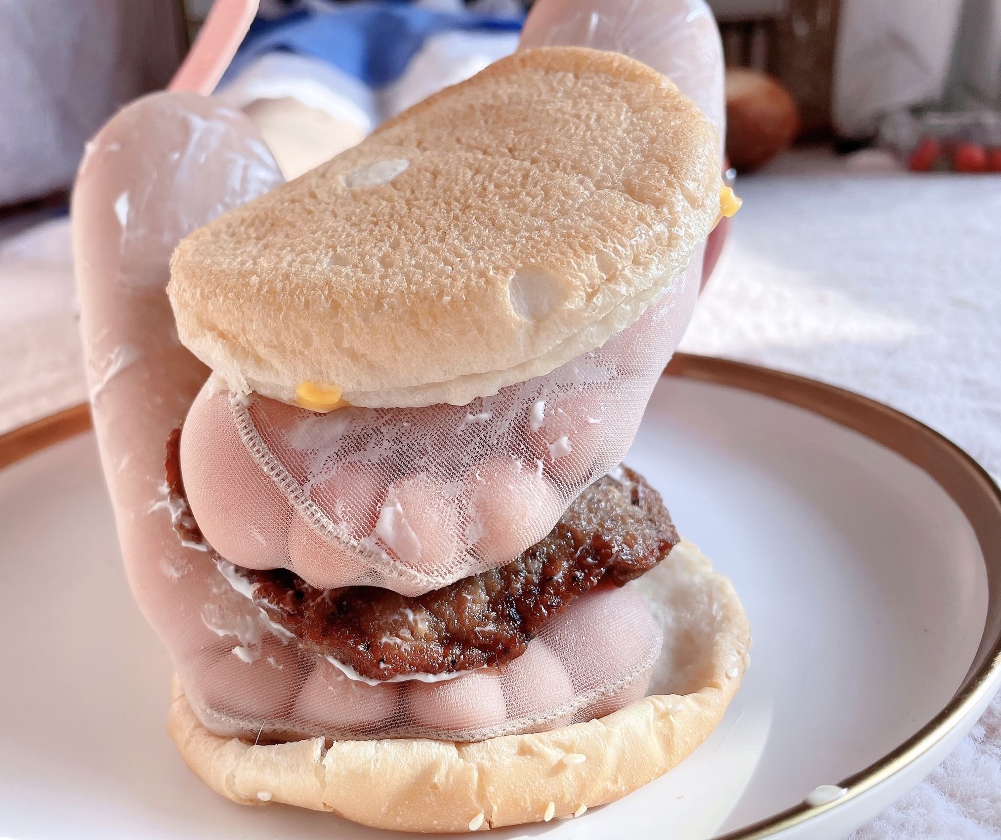 图片[35]-网紅Coser@地瓜小朋友 -地瓜牌肉丝裸足汉堡[55P] – 速更版-美库