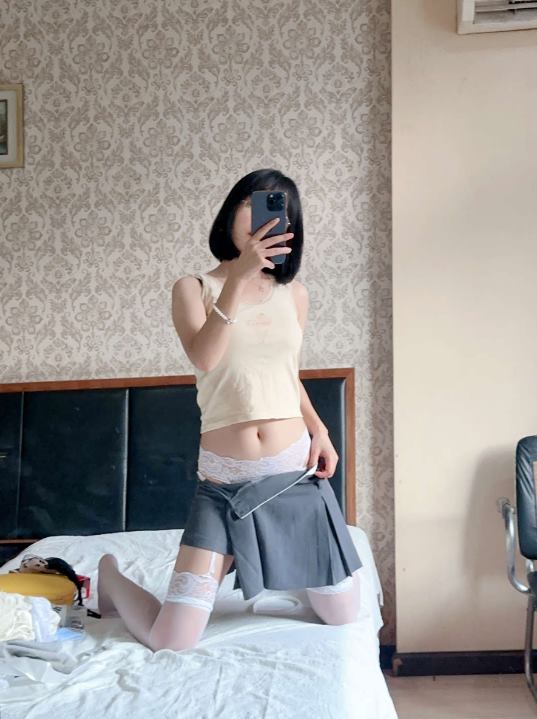 图片[11]-动漫博主@胜利的小生活微密圈系列 -床上每足 [51P] – 速更版-美库