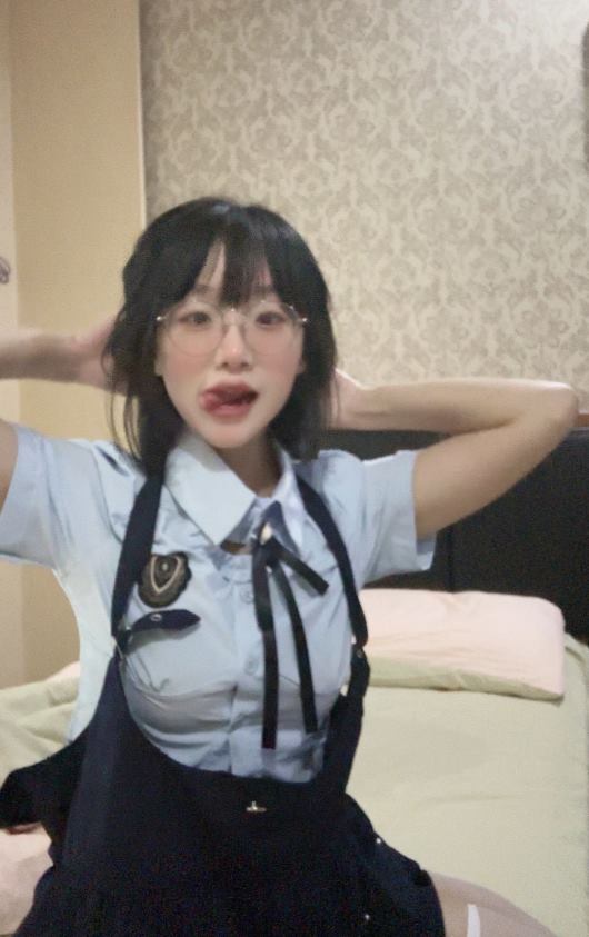 图片[23]-动漫博主@胜利的小生活微密圈系列 -床上每足 [51P] – 速更版-美库