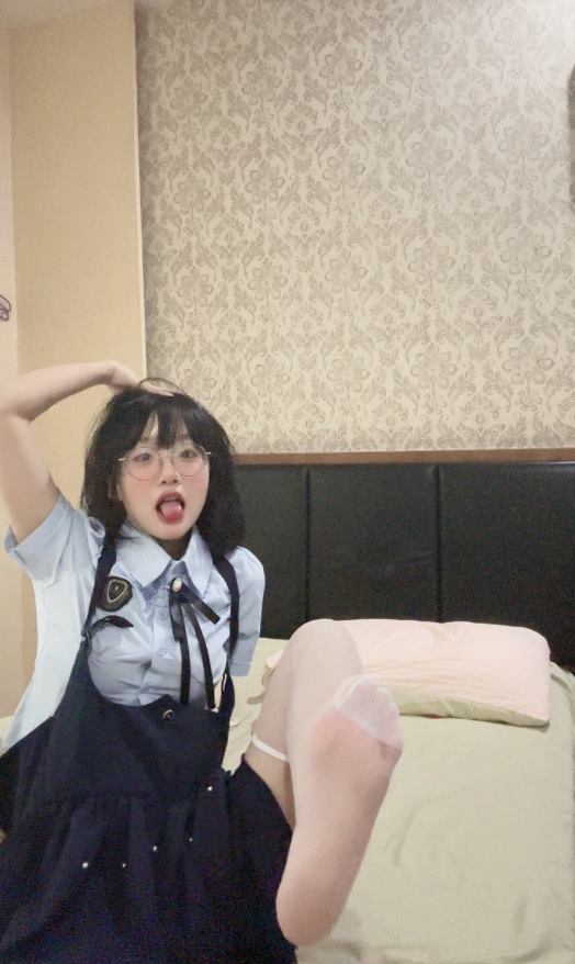 图片[25]-动漫博主@胜利的小生活微密圈系列 -床上每足 [51P] – 速更版-美库