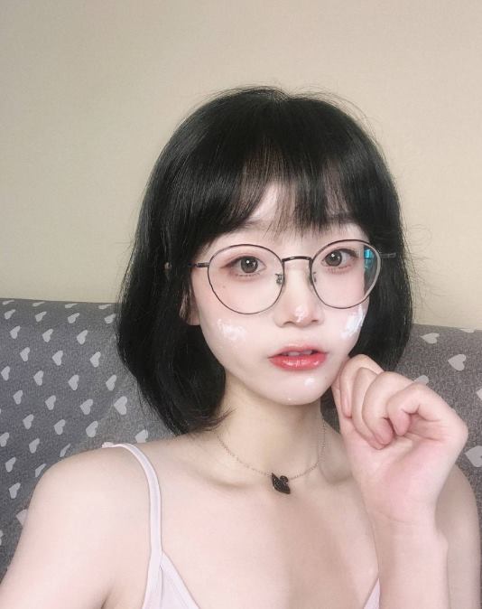 图片[35]-动漫博主@胜利的小生活微密圈系列 -床上每足 [51P] – 速更版-美库