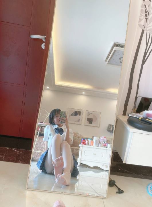 图片[38]-动漫博主@胜利的小生活微密圈系列 -床上每足 [51P] – 速更版-美库