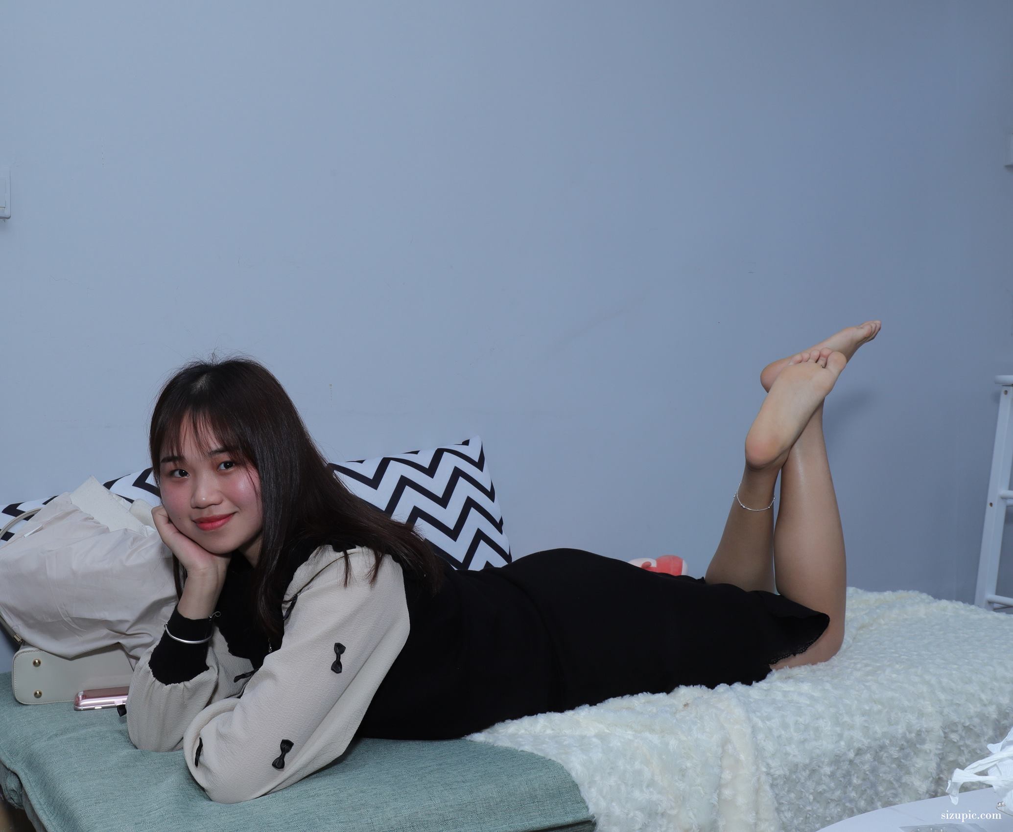 图片[72]-Pary摄影 NO.137 曾经做过车模的大美女灵儿棚拍38码美脚[89P] – 速更版-美库