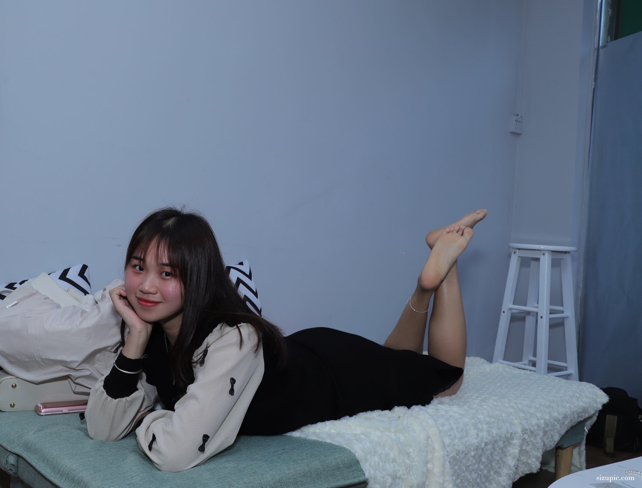 图片[73]-Pary摄影 NO.137 曾经做过车模的大美女灵儿棚拍38码美脚[89P] – 速更版-美库