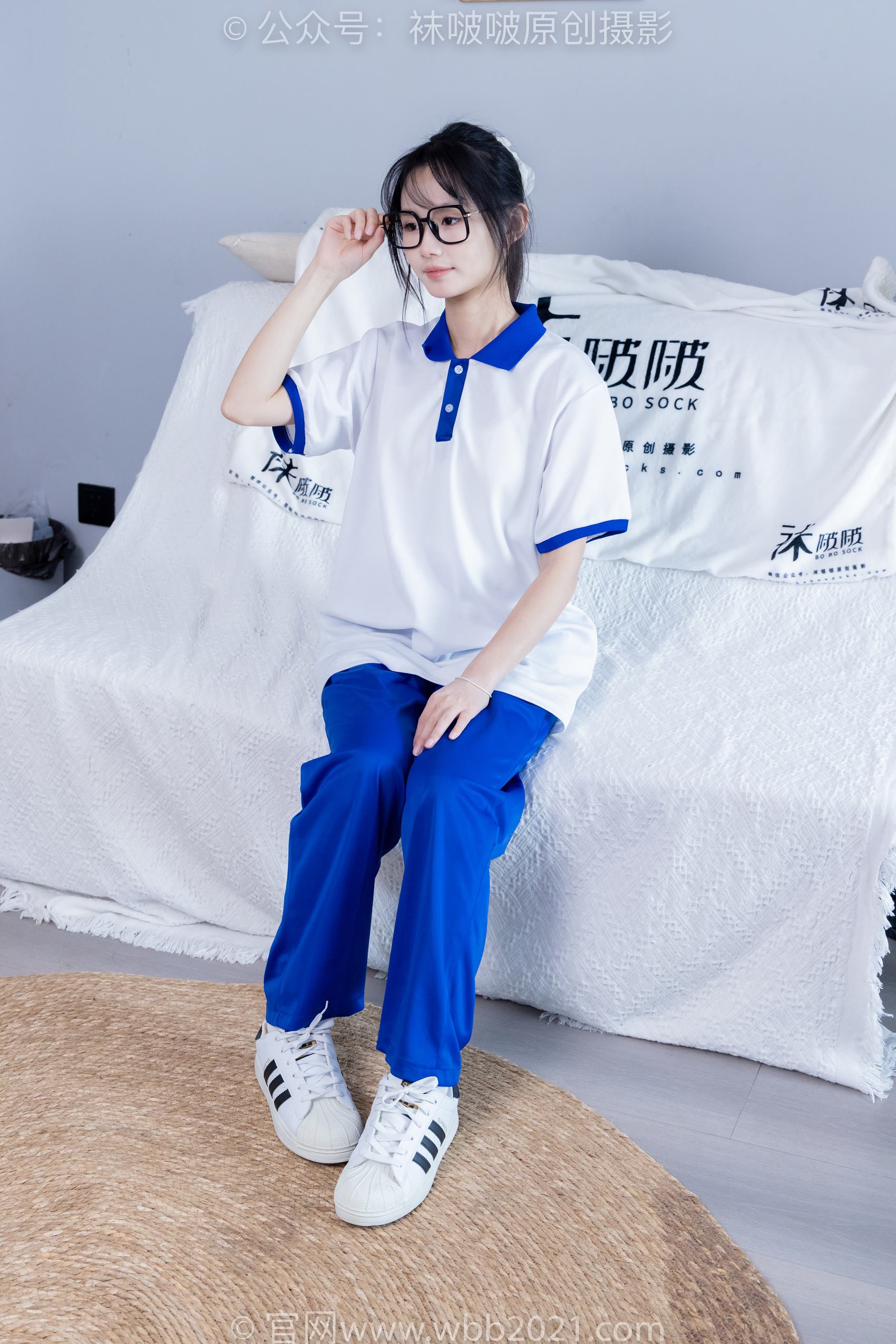 图片[17]-[BoBoSocks袜啵啵]NO.351 甜甜圈-板鞋、白棉袜、肉丝、校服裤里丝[150P] – 速更版-美库