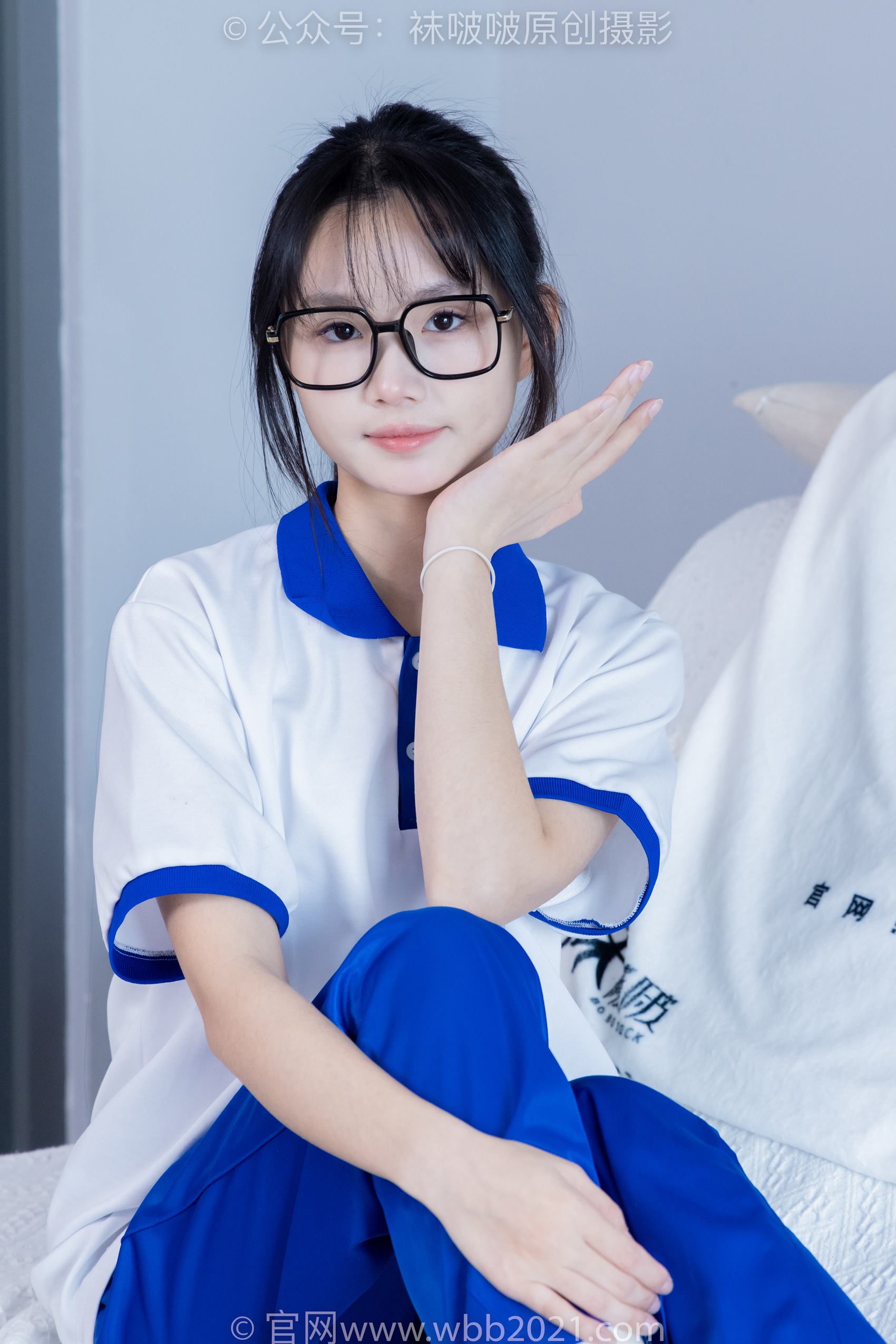 图片[29]-[BoBoSocks袜啵啵]NO.351 甜甜圈-板鞋、白棉袜、肉丝、校服裤里丝[150P] – 速更版-美库