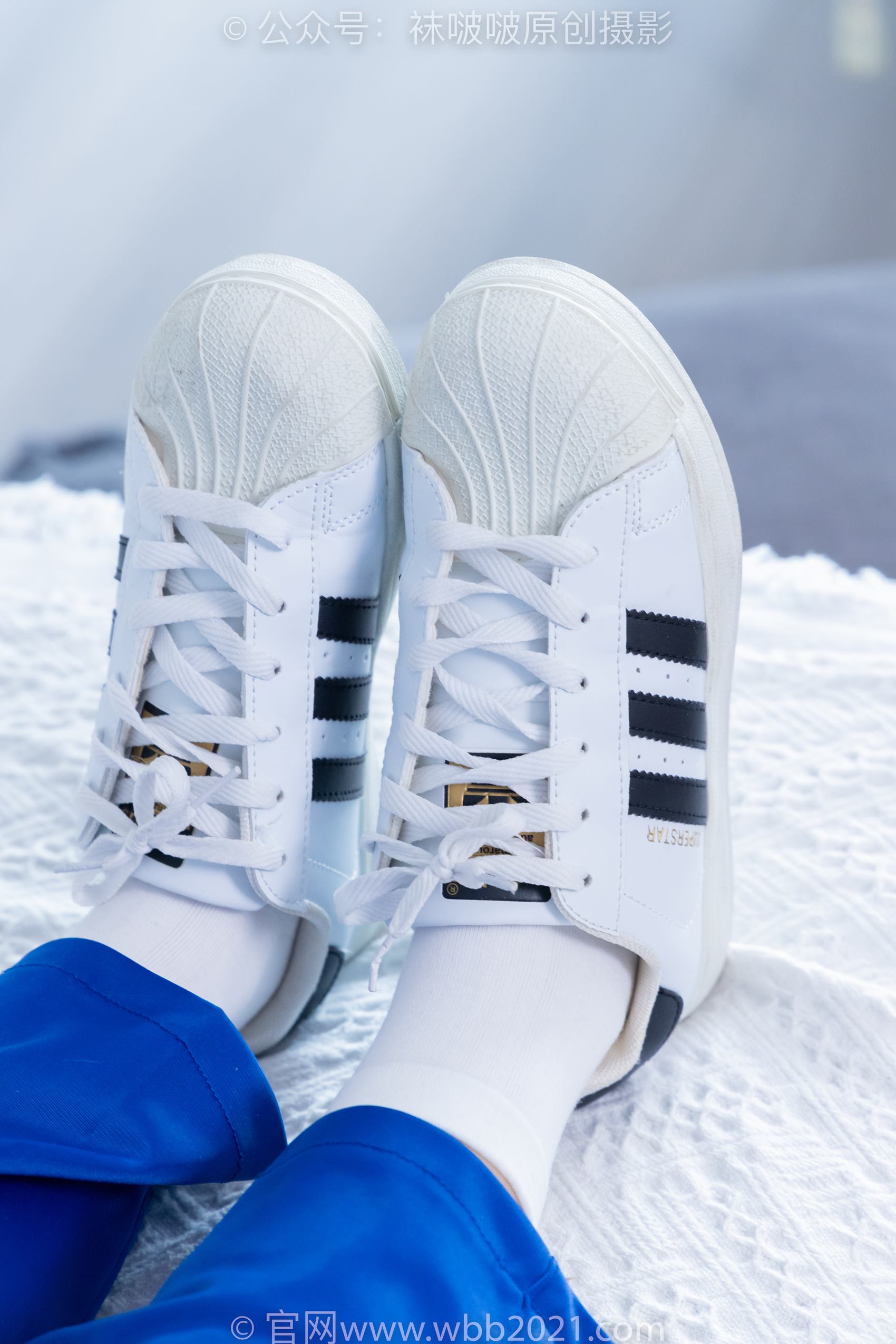 图片[36]-[BoBoSocks袜啵啵]NO.351 甜甜圈-板鞋、白棉袜、肉丝、校服裤里丝[150P] – 速更版-美库