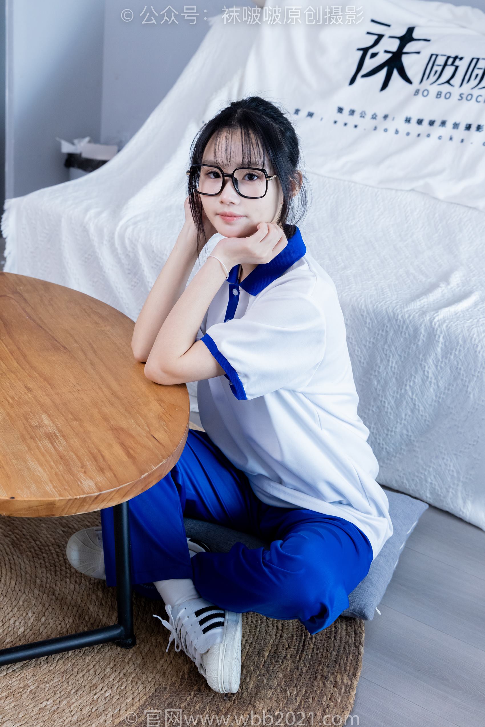 图片[43]-[BoBoSocks袜啵啵]NO.351 甜甜圈-板鞋、白棉袜、肉丝、校服裤里丝[150P] – 速更版-美库